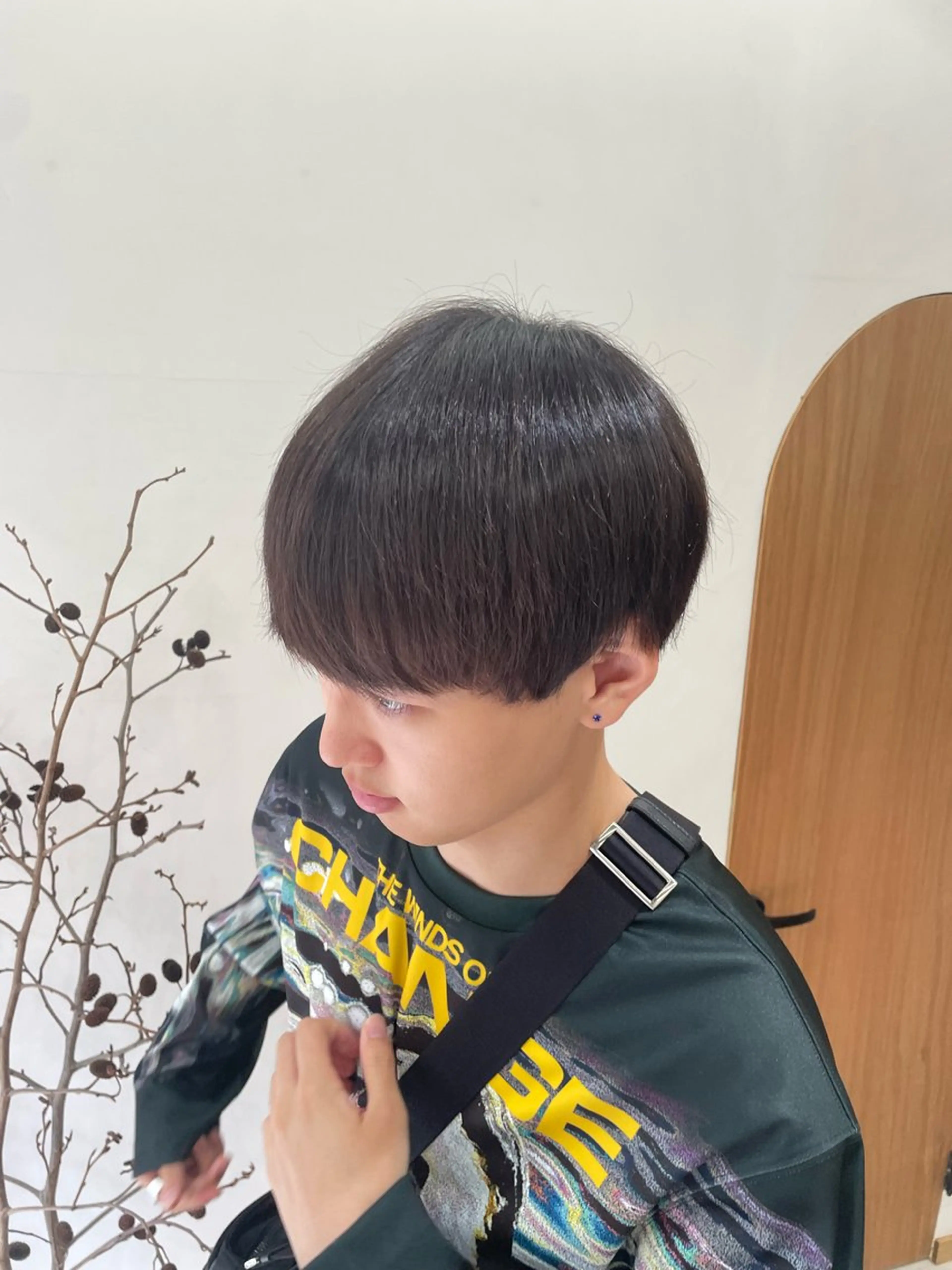 メンズ メンズブリーチ マッシュ カット 慎太朗/パーマ/ボブ /センターパートのヘアスタイル