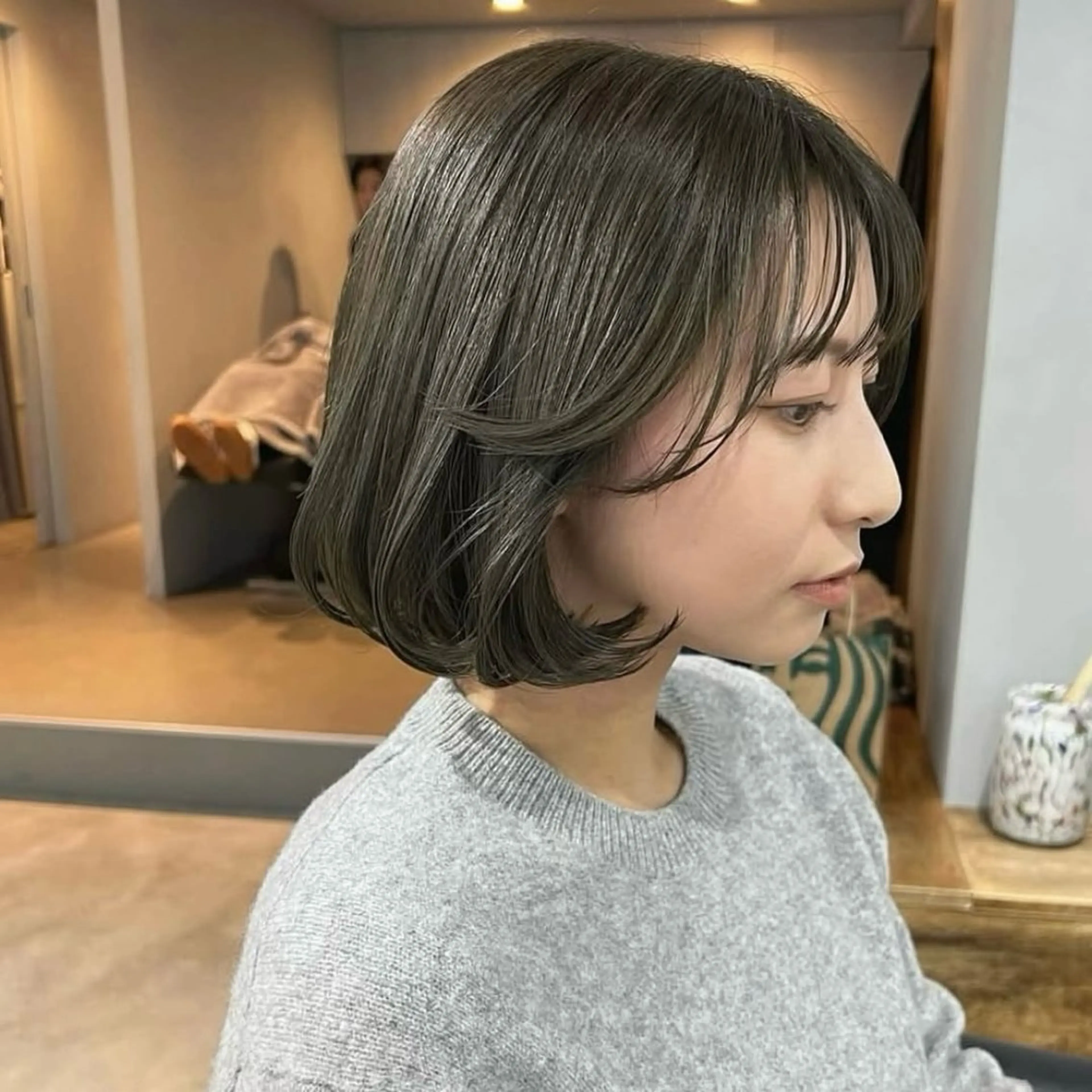 ミディアム カラー ヘアカラー トリートメント akane/ベージュ /オリーブ/ブラウンのヘアスタイル