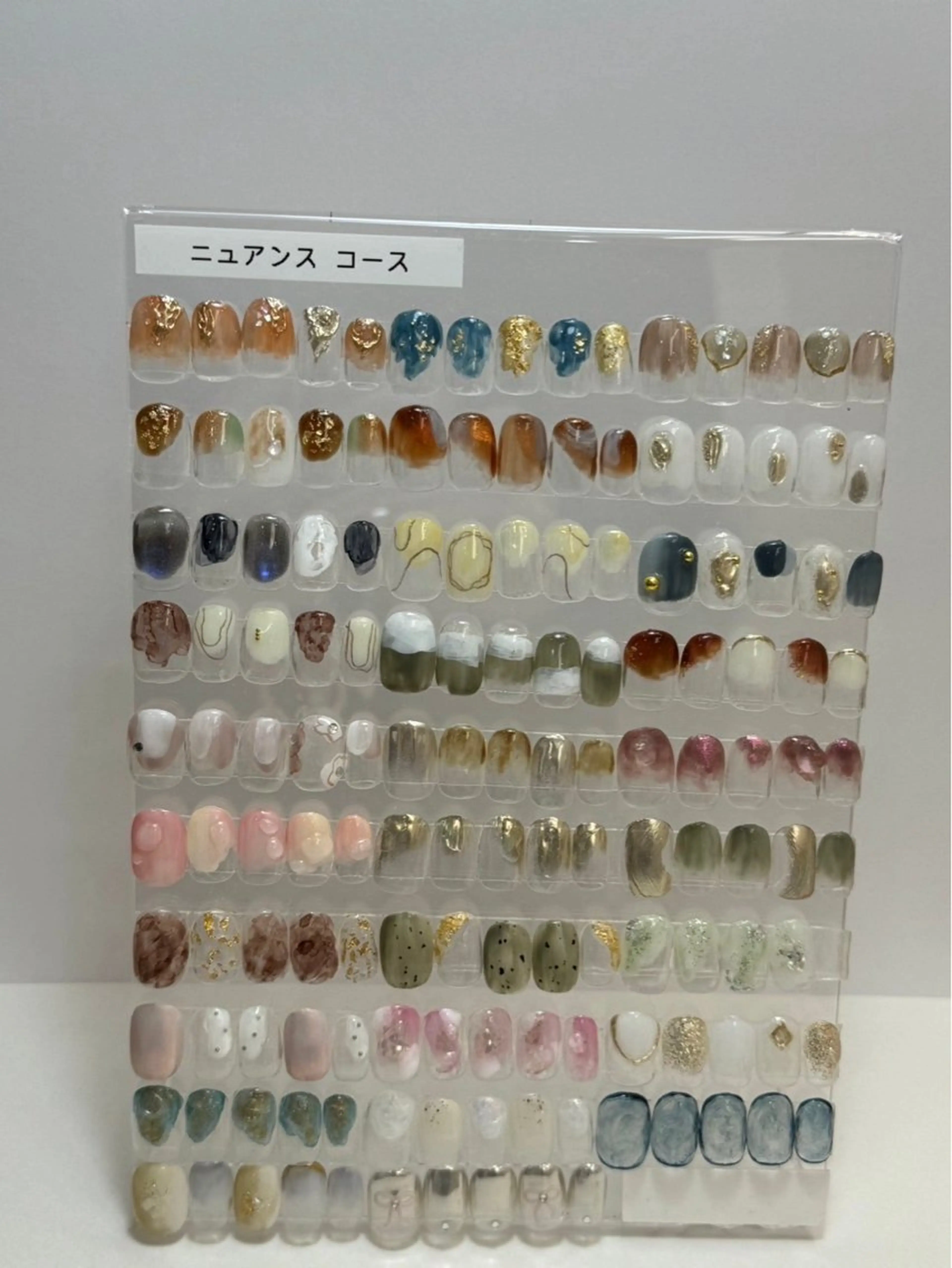 ネイル OZAWA Mのネイルデザイン