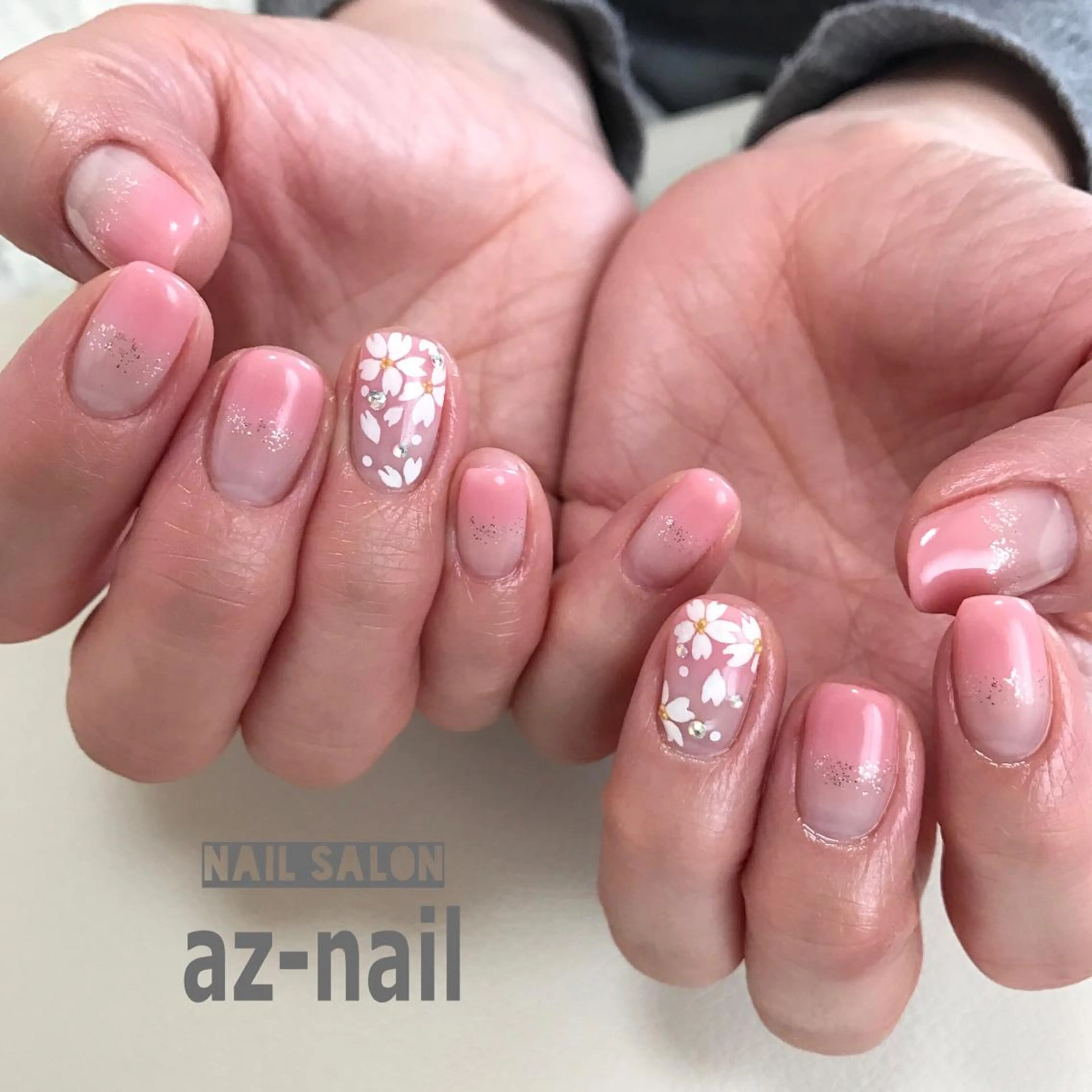 ネイル 井上 梓のネイルデザイン