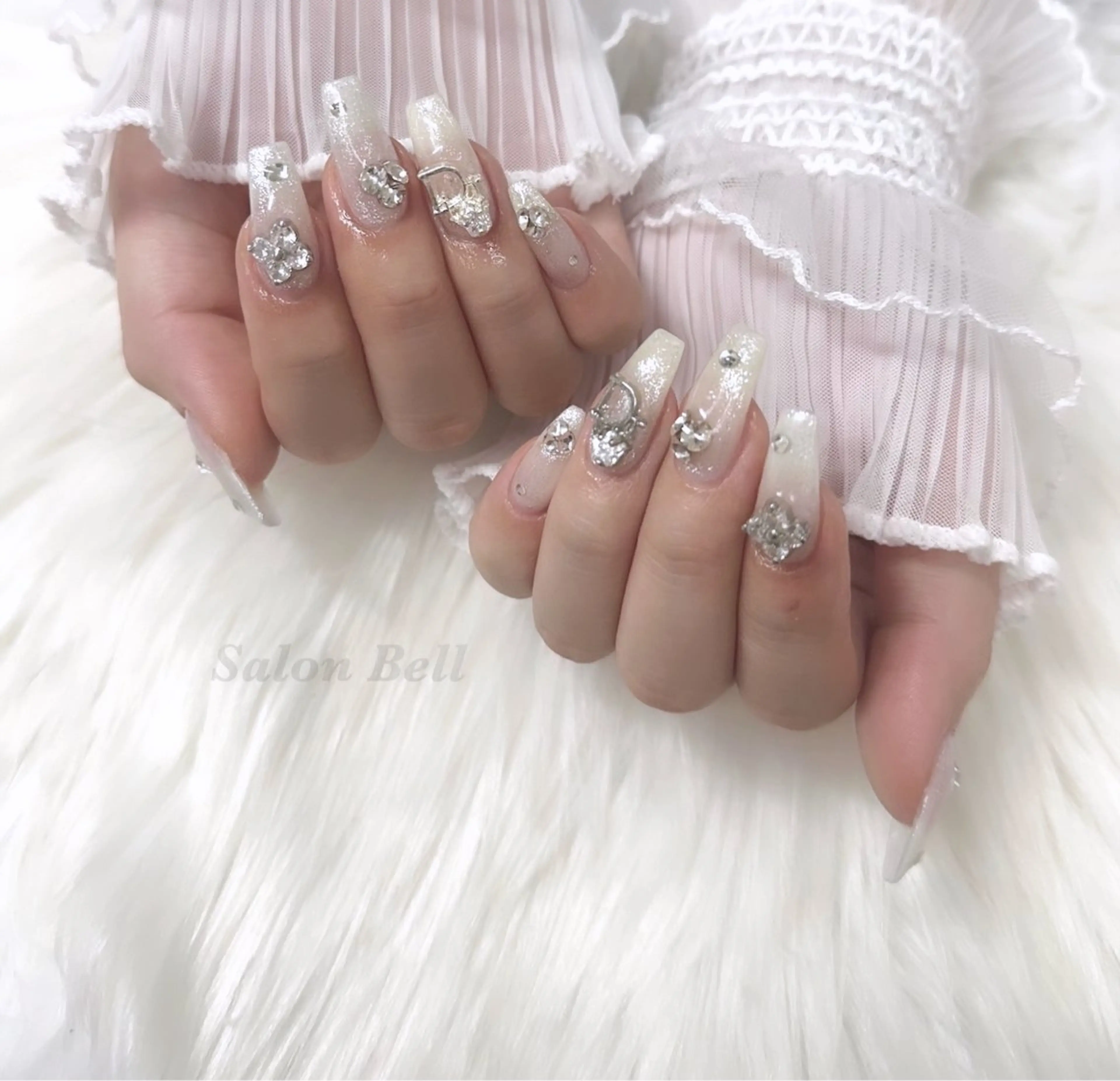 ネイル Bell 富田林店 SAYAKAのネイルデザイン