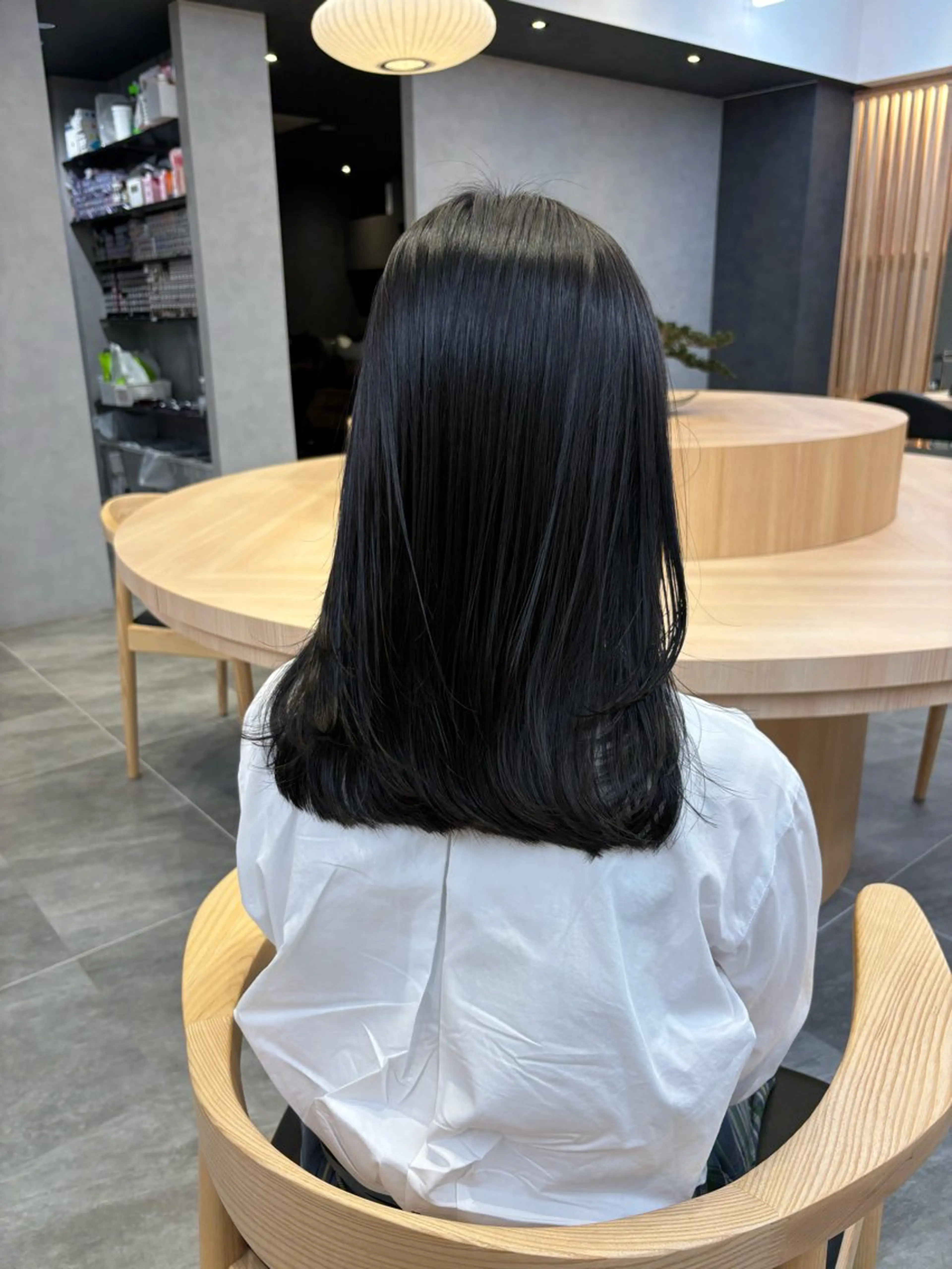 セミロング カラー カット ヘアカラー Ella所属・nana【艶髪】/ レイヤー/縮毛矯正のヘアスタイル