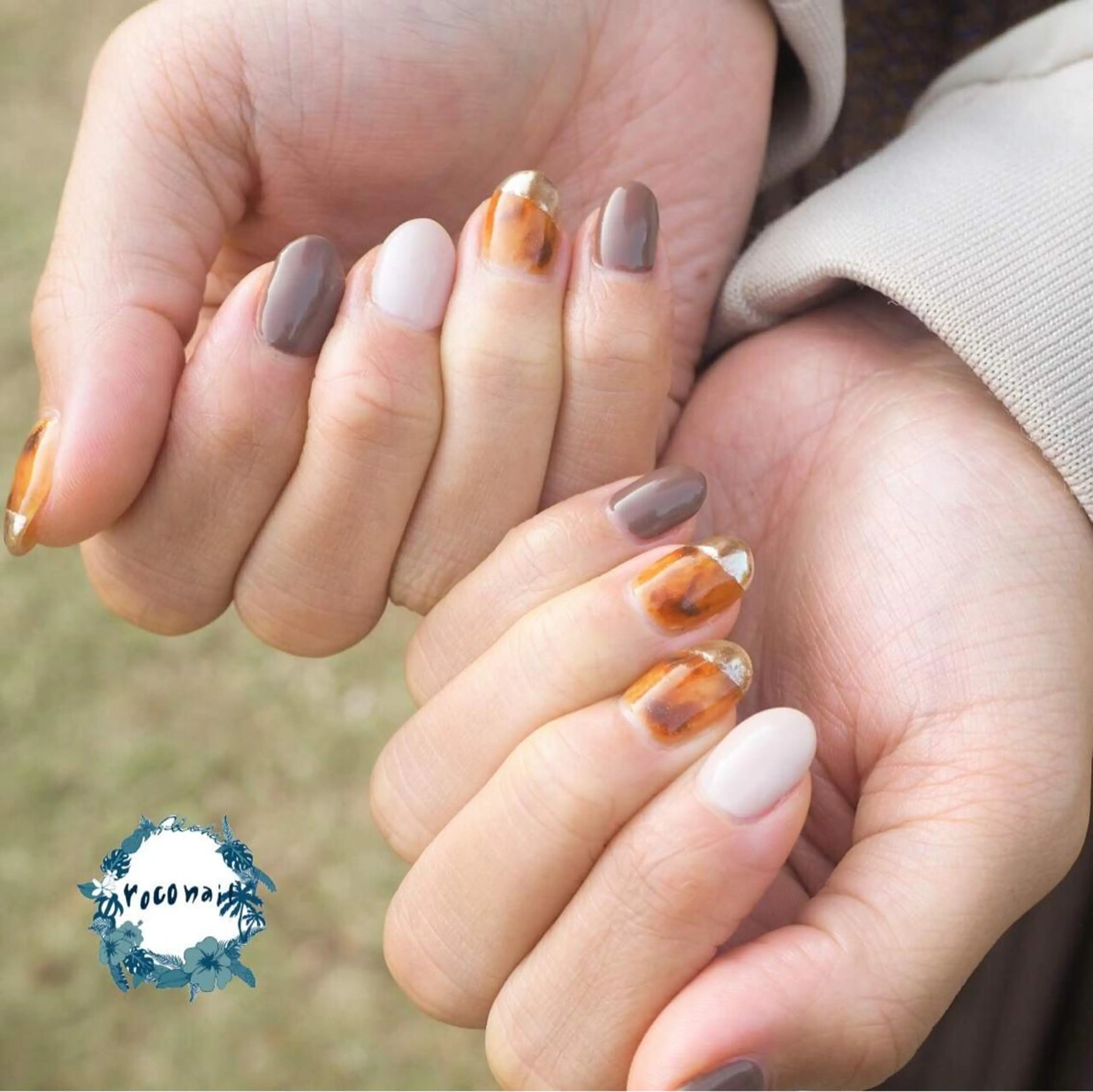 ネイル べっ甲ネイル フットネイル ミラーネイル オフィスネイル roconail ヒロコのネイルデザイン