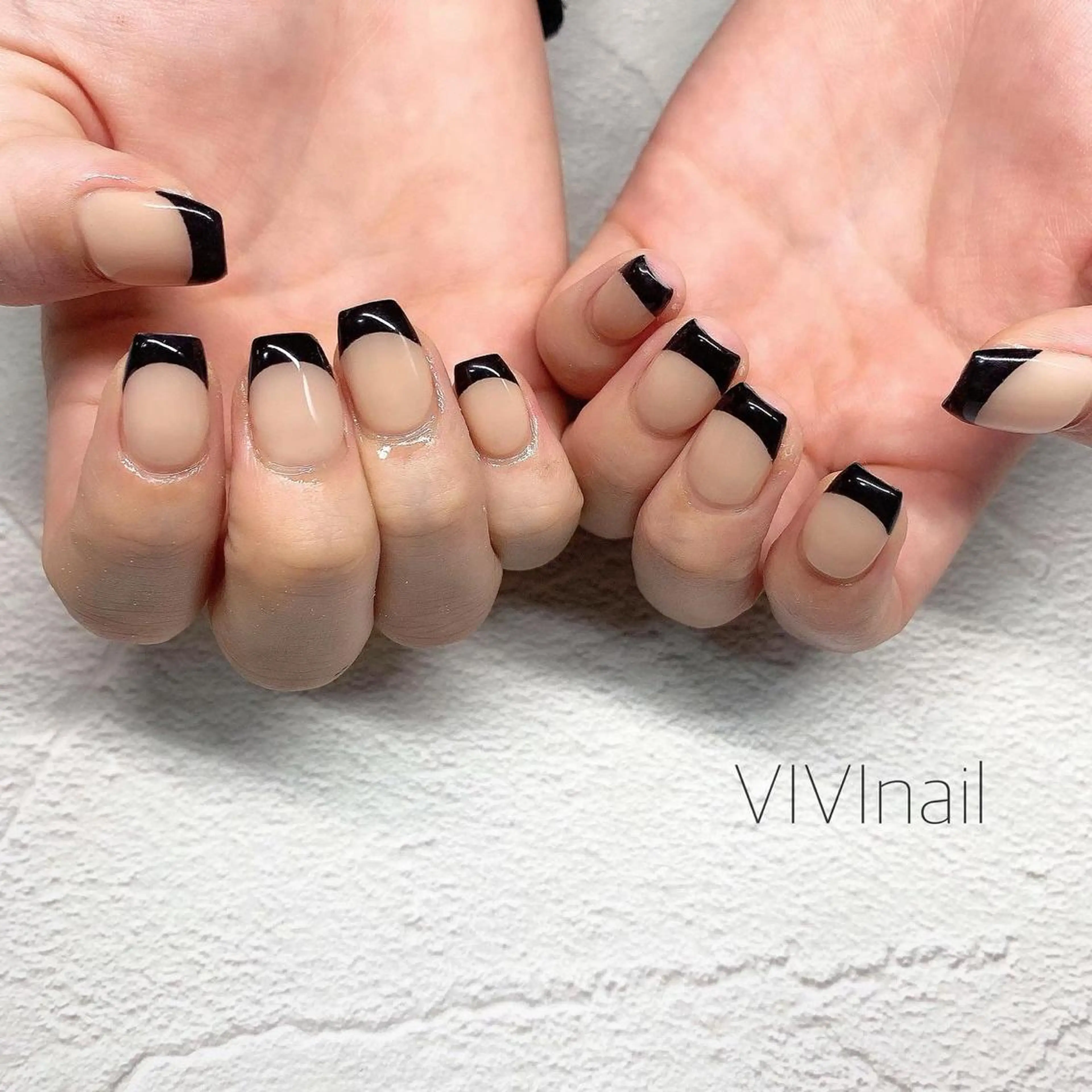 ネイル フレンチネイル シンプルネイル ハンドネイル vivi nailのネイルデザイン