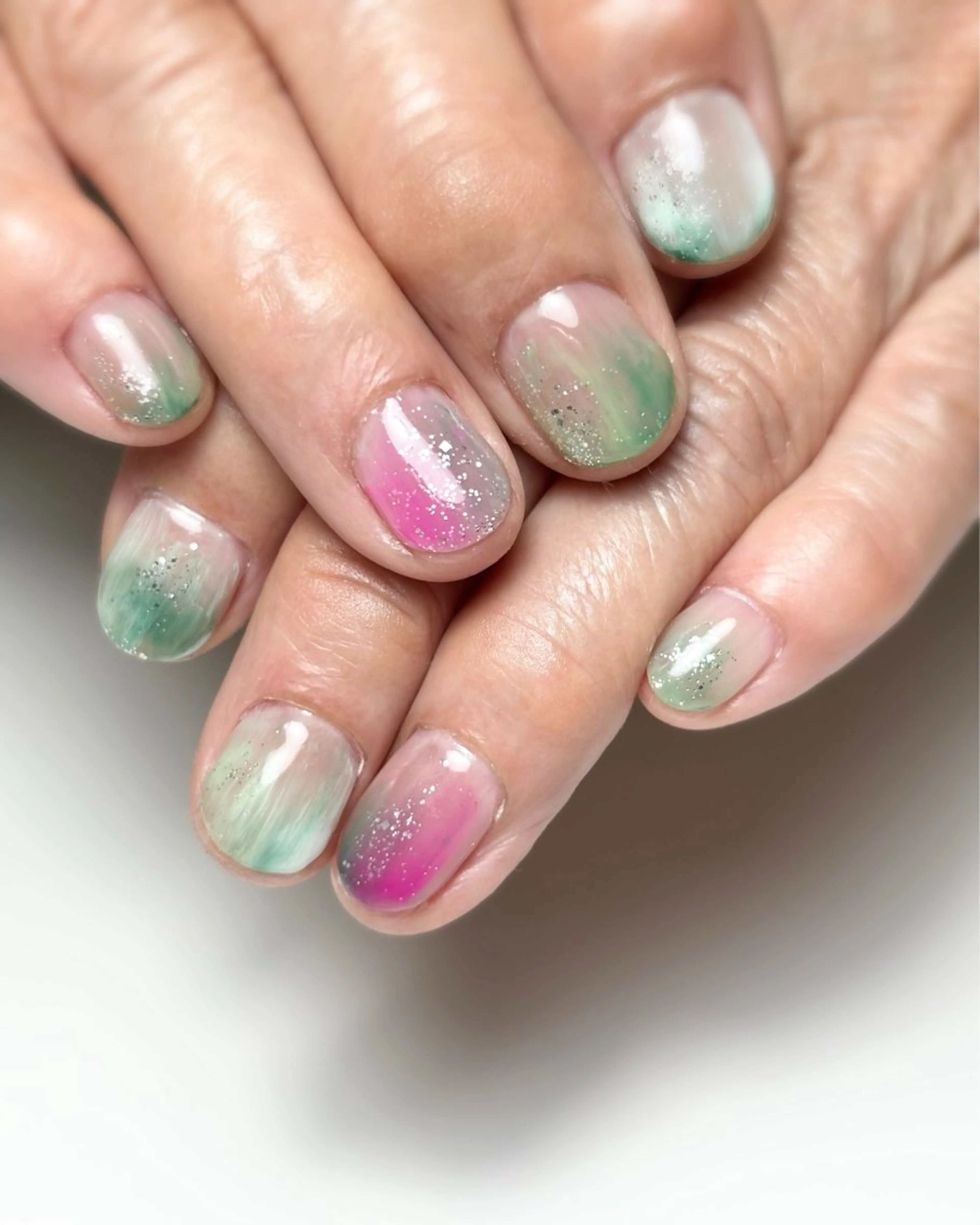 ネイル ハンドネイル サンネイルズトーキョー所属・Sun Nails Tokyo大網白里市のネイルデザイン