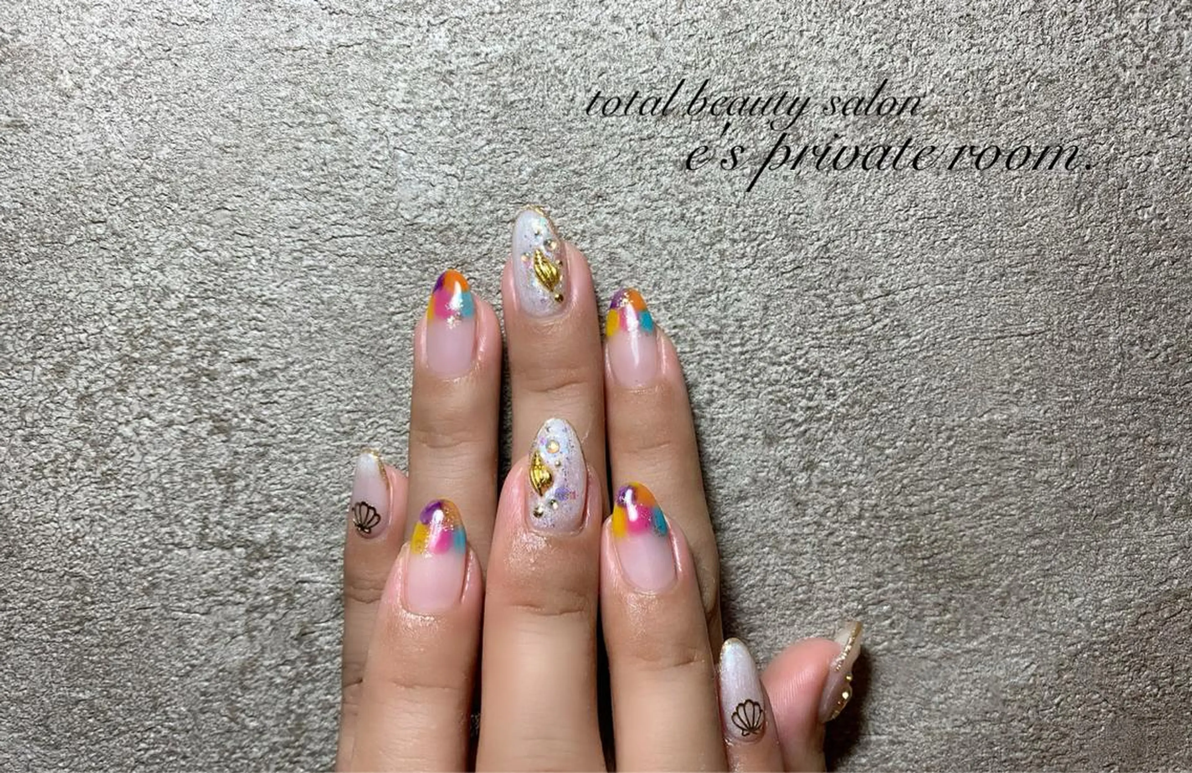 ネイル LAVISH nail salonのネイルデザイン