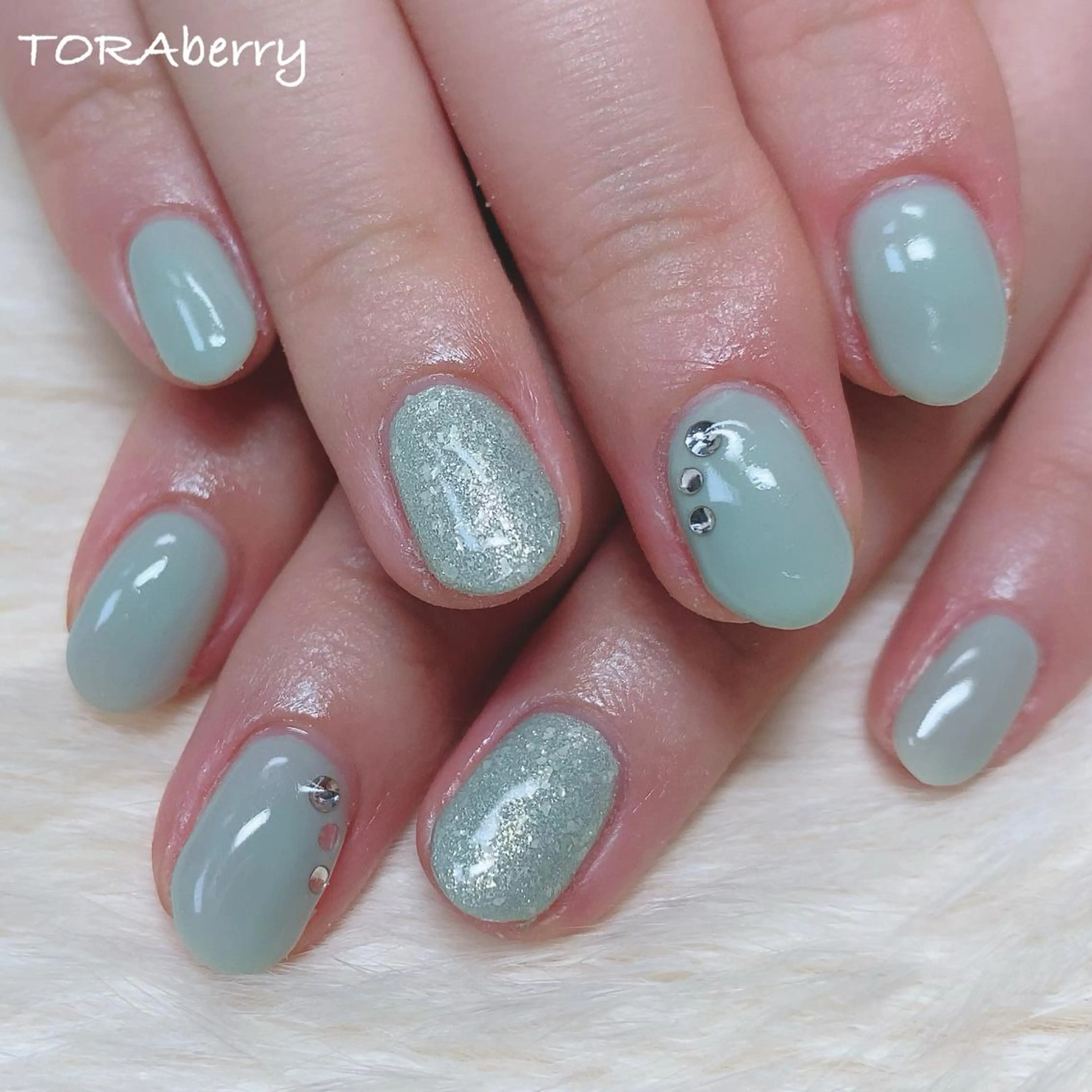 ネイル ハンドネイル ネイリスト なつみのネイルデザイン