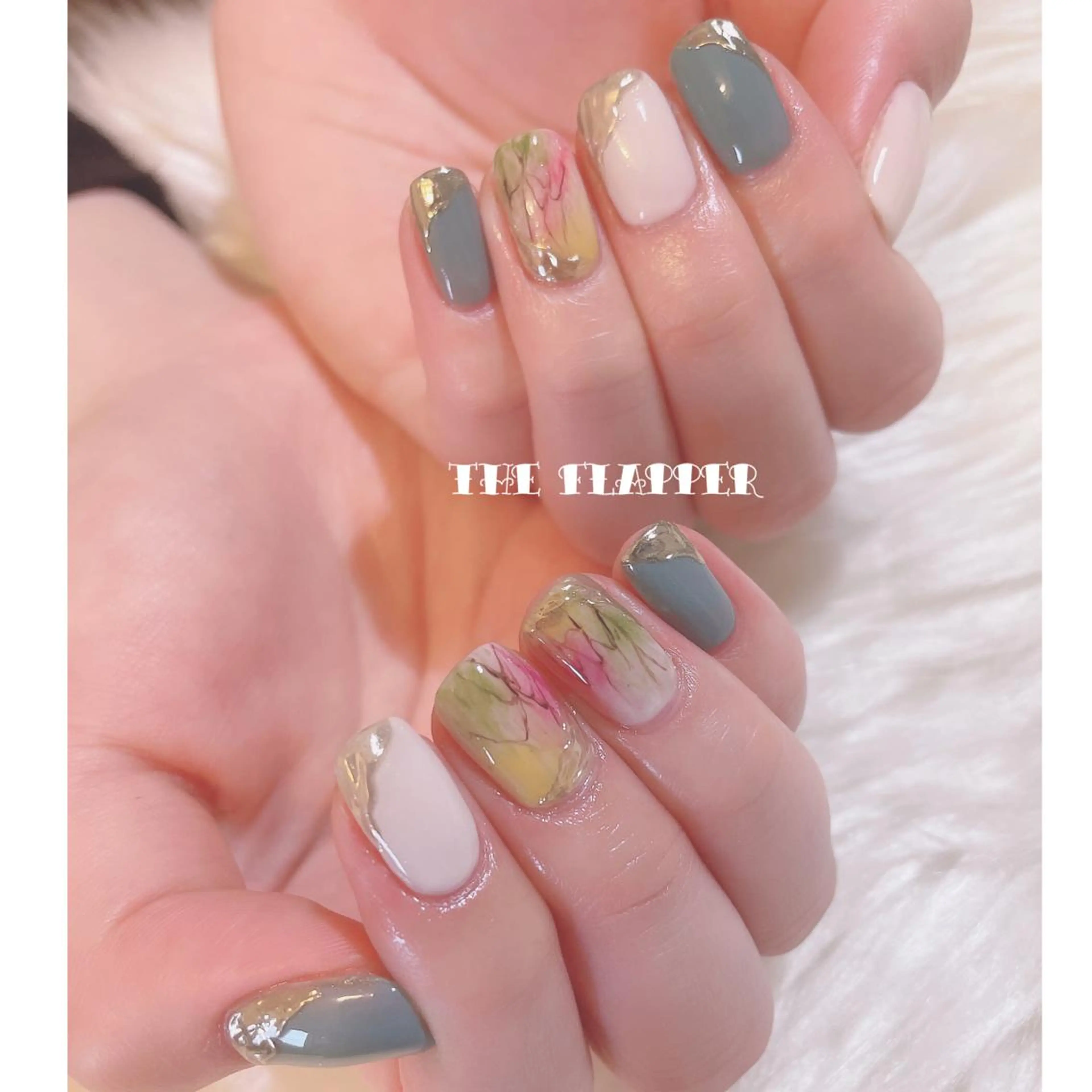 ネイル 持ち込み ニュアンスネイル NailStudio THE FLAPPER所属・THE FLAPPERのネイルデザイン