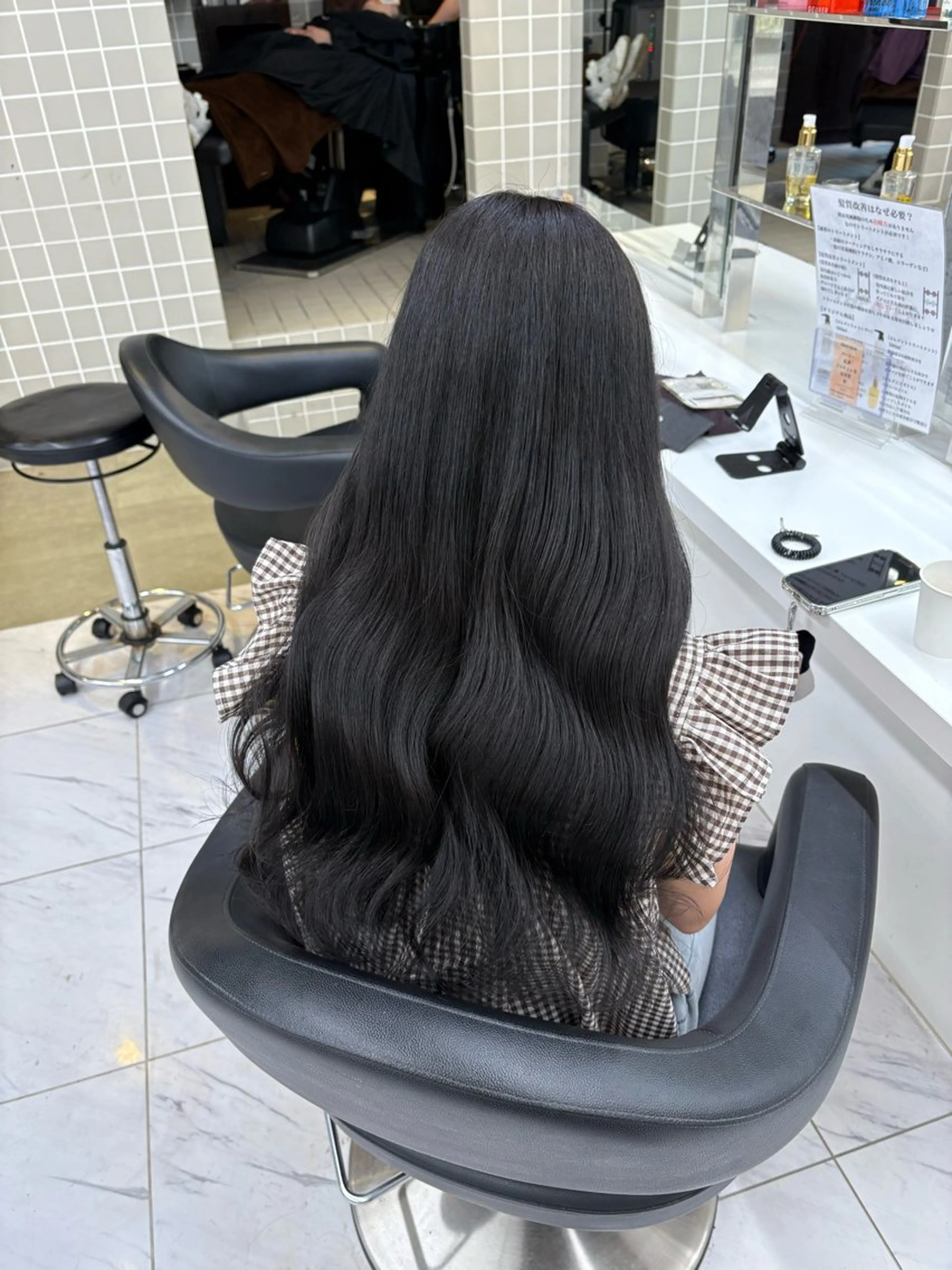 ロング ヘアカラー トリートメント ヘッドスパ ヘアセット 寒色＆ブリーチ特化 寒色MiOのヘアスタイル