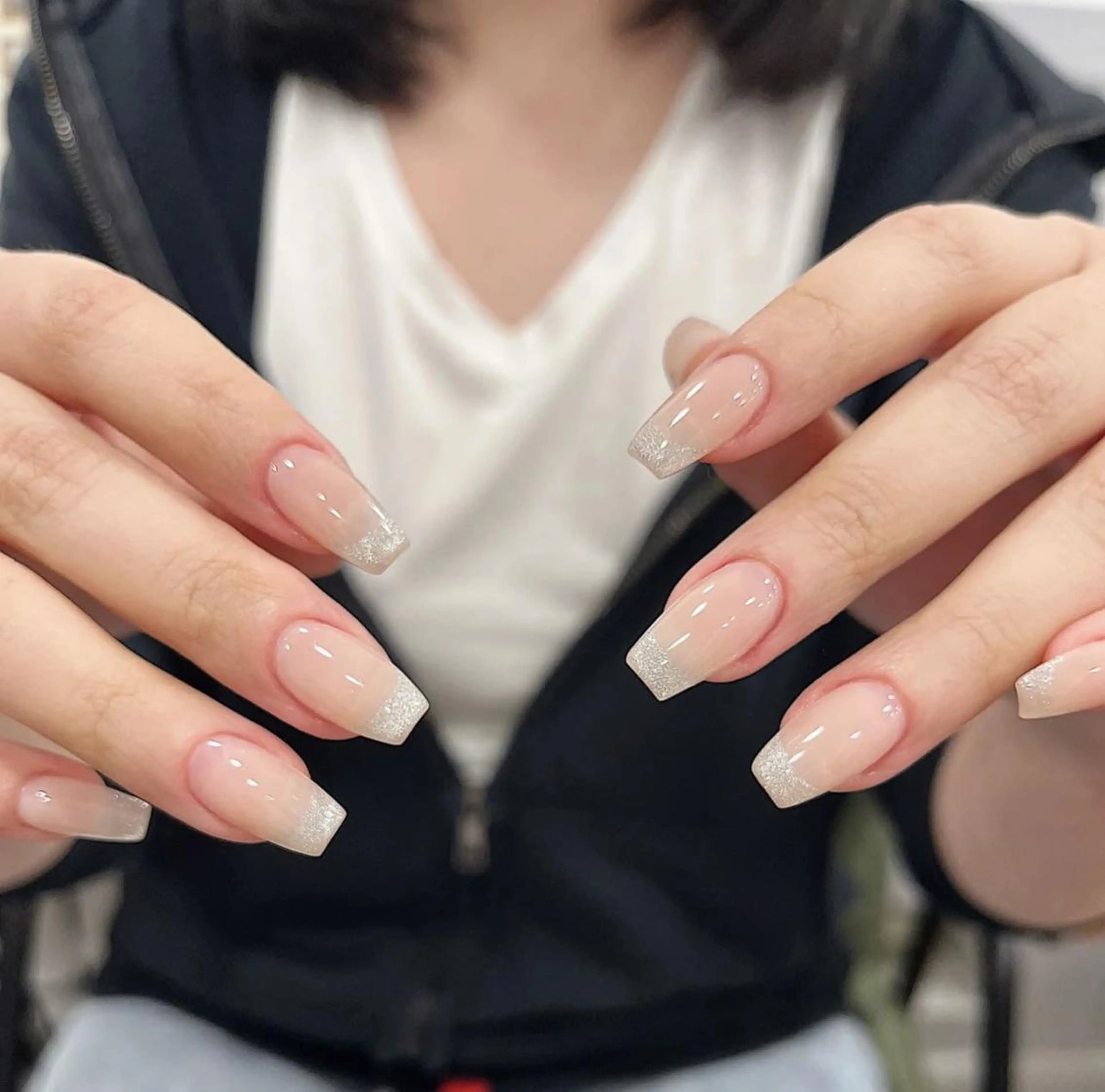 ネイル 長さ出し ネイルチップ Queens ゲンのネイルデザイン