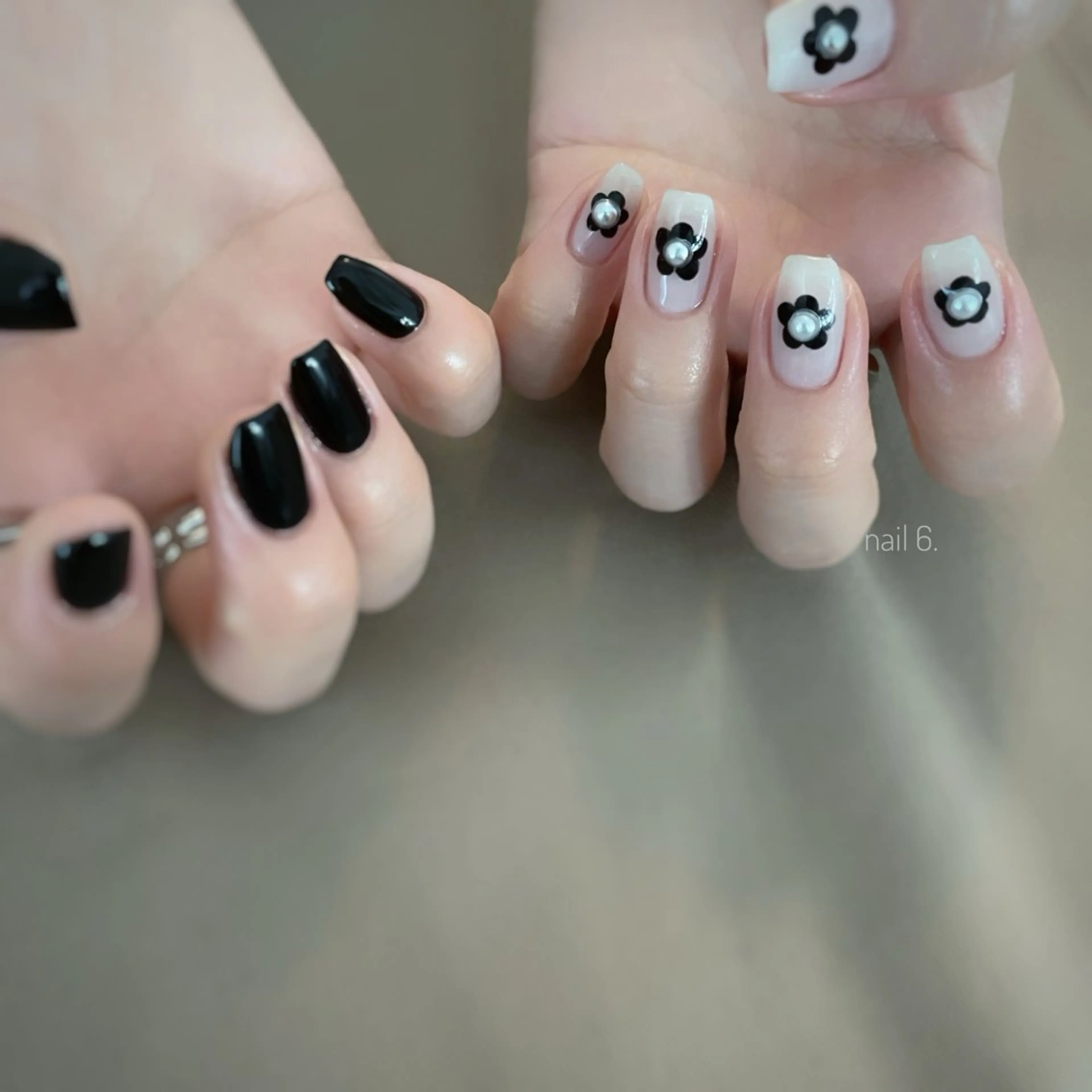 ［art medium］ジェルネイルの写真