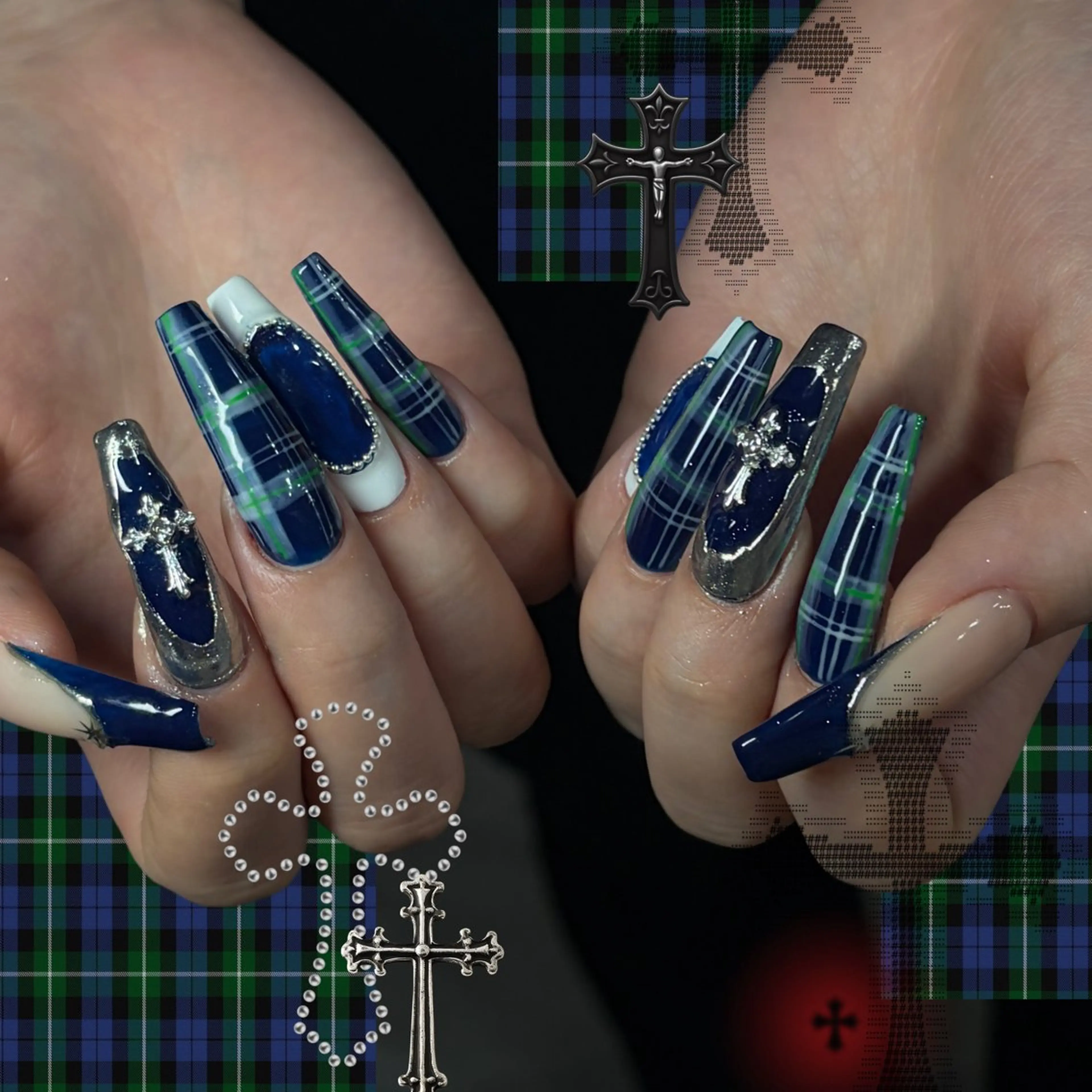 ネイル ハンドネイル Haluca 長さ出し🍀のネイルデザイン