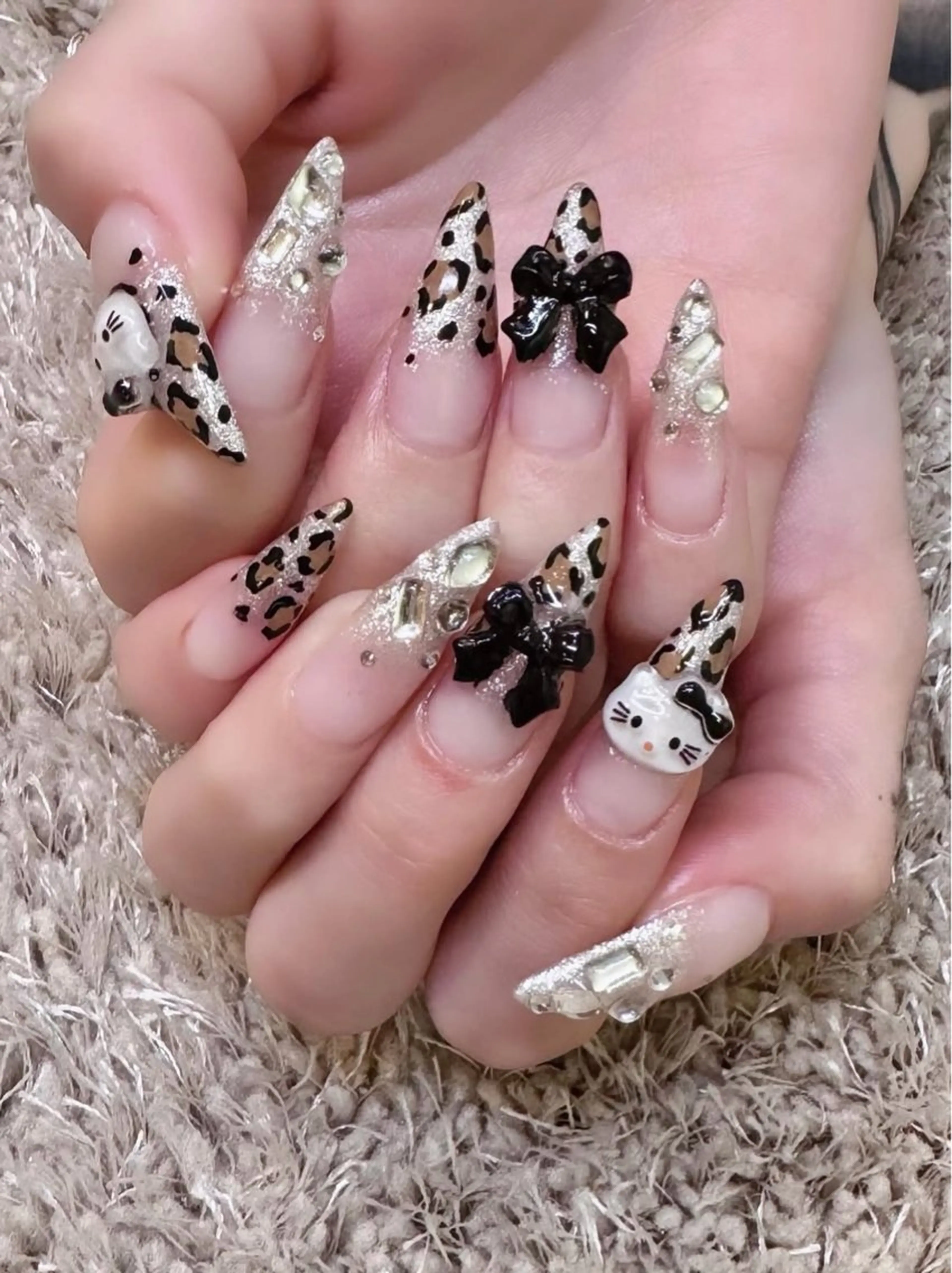 ネイル アートネイル オーロラネイル チークネイル 長さ出し フットネイル ハンドネイル Chan nailsのネイルデザイン