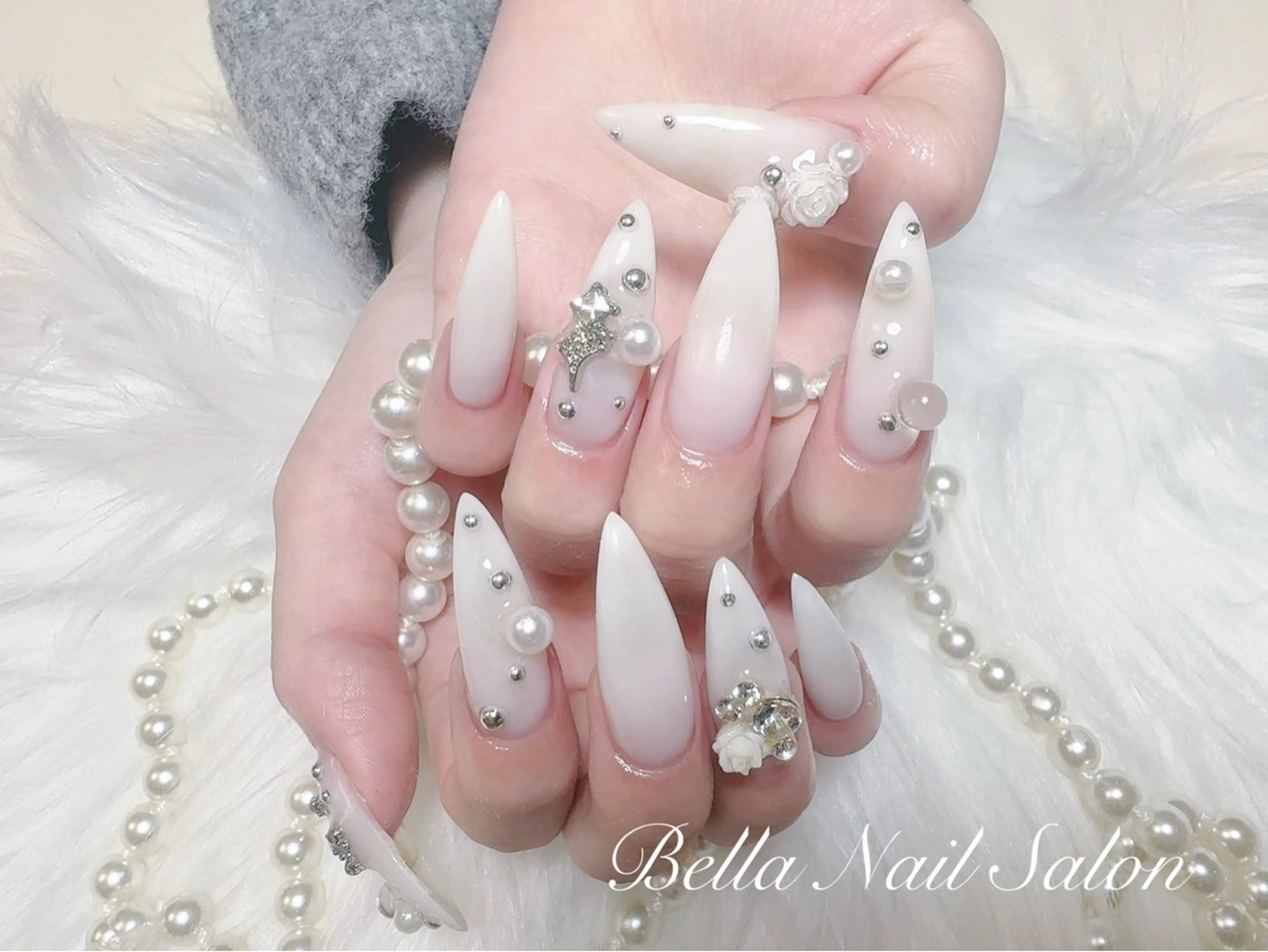ネイル ハンドネイル Bella Nail Salonパラジェルのネイルデザイン