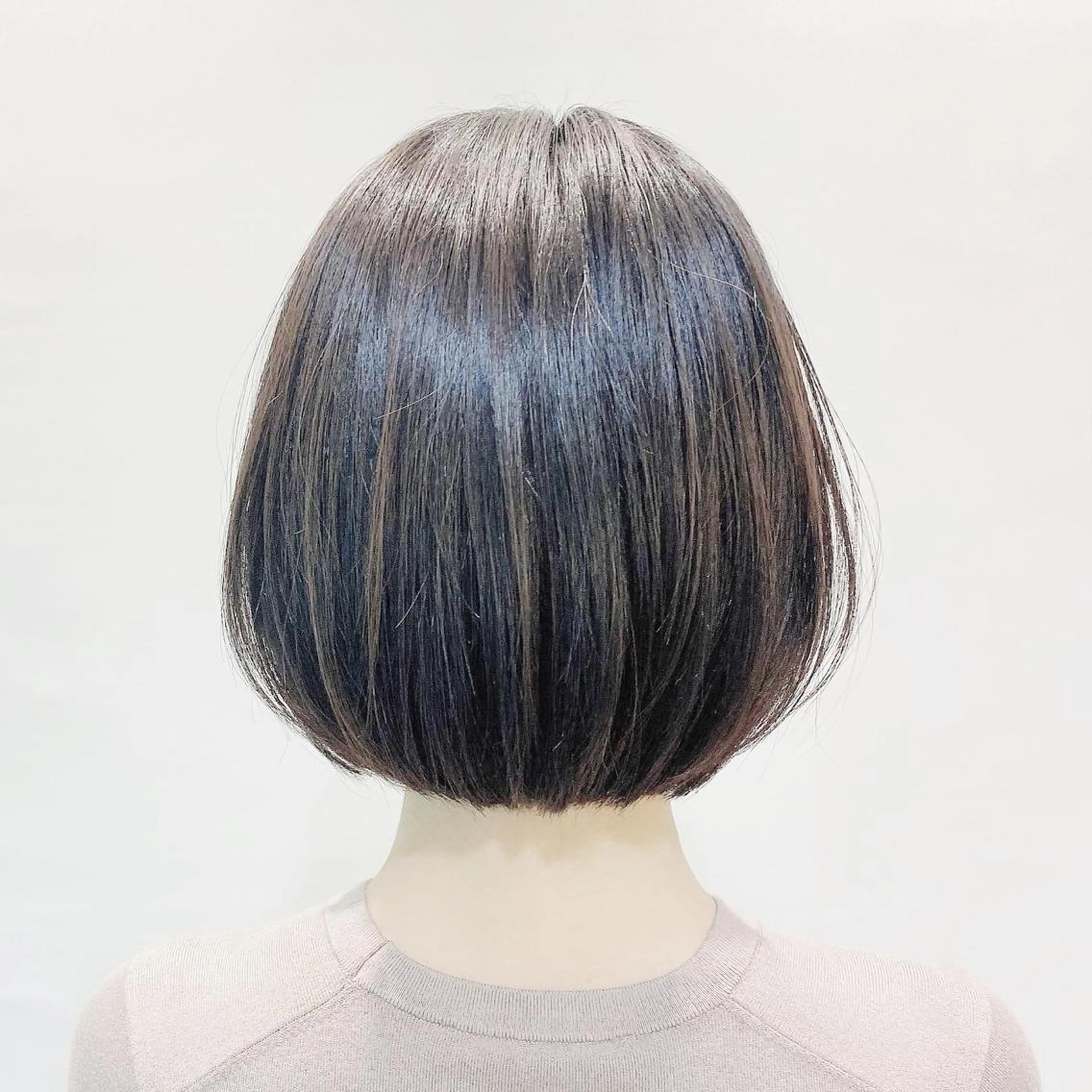 ミディアム 小顔カット トリートメント 髪質改善縮毛矯正 リピートNo.1米倉のヘアスタイル