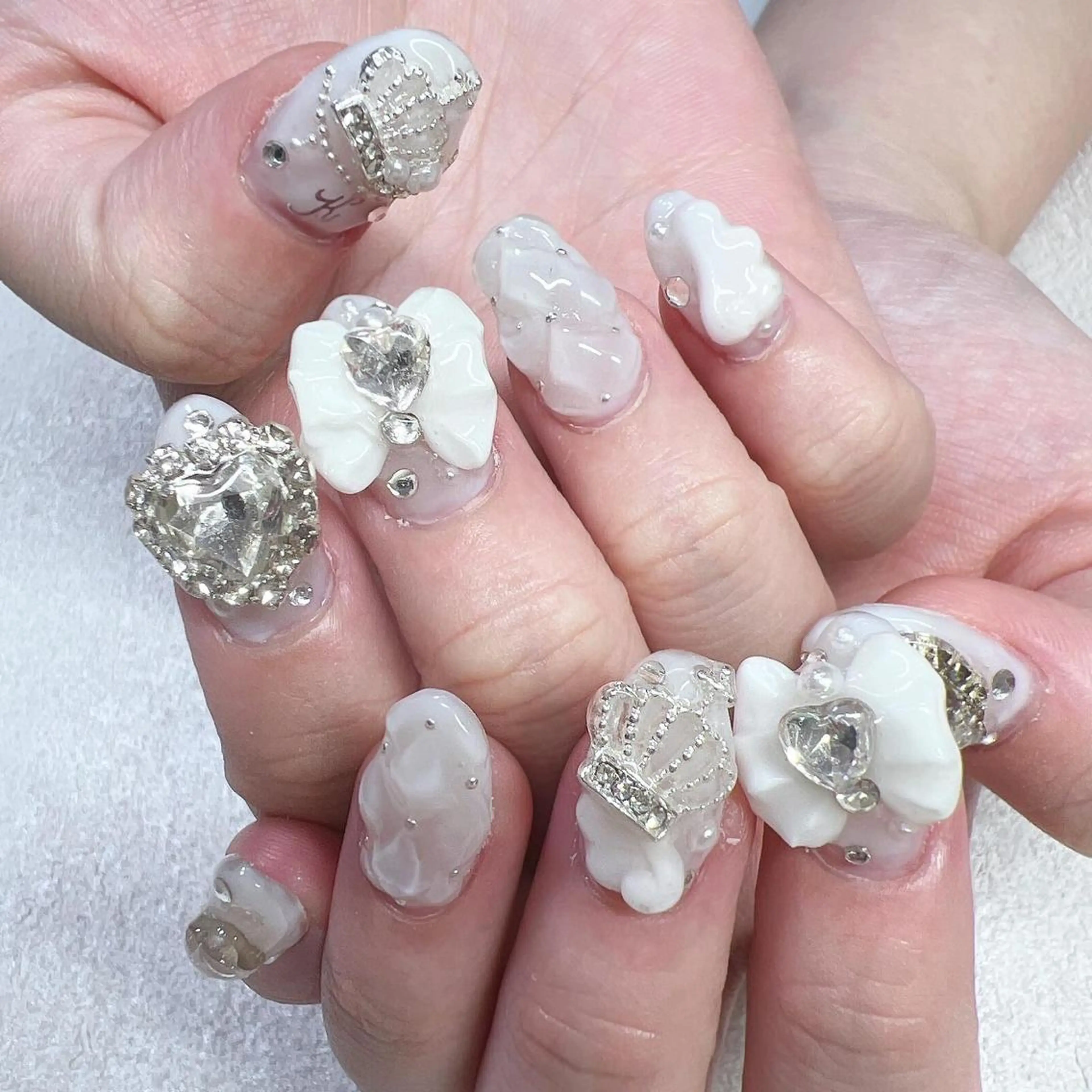 ネイル Rire_eye+beauty_nail所属・Rire_ nail_yukiのネイルデザイン