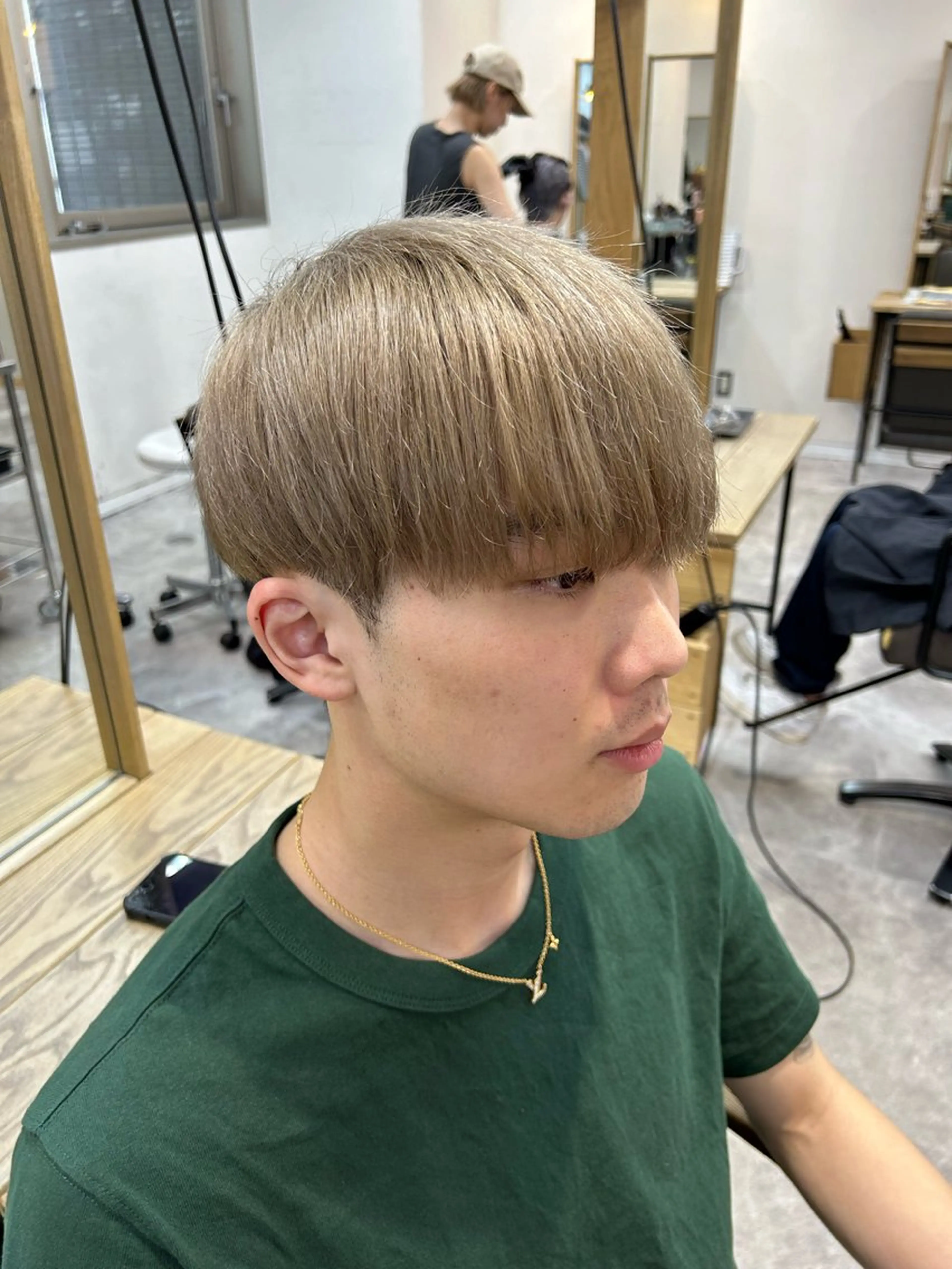 ショート カラー メンズ メンズブリーチ ブリーチ DIECE  SHIBUYA所属・小野寺 彗人のヘアスタイル