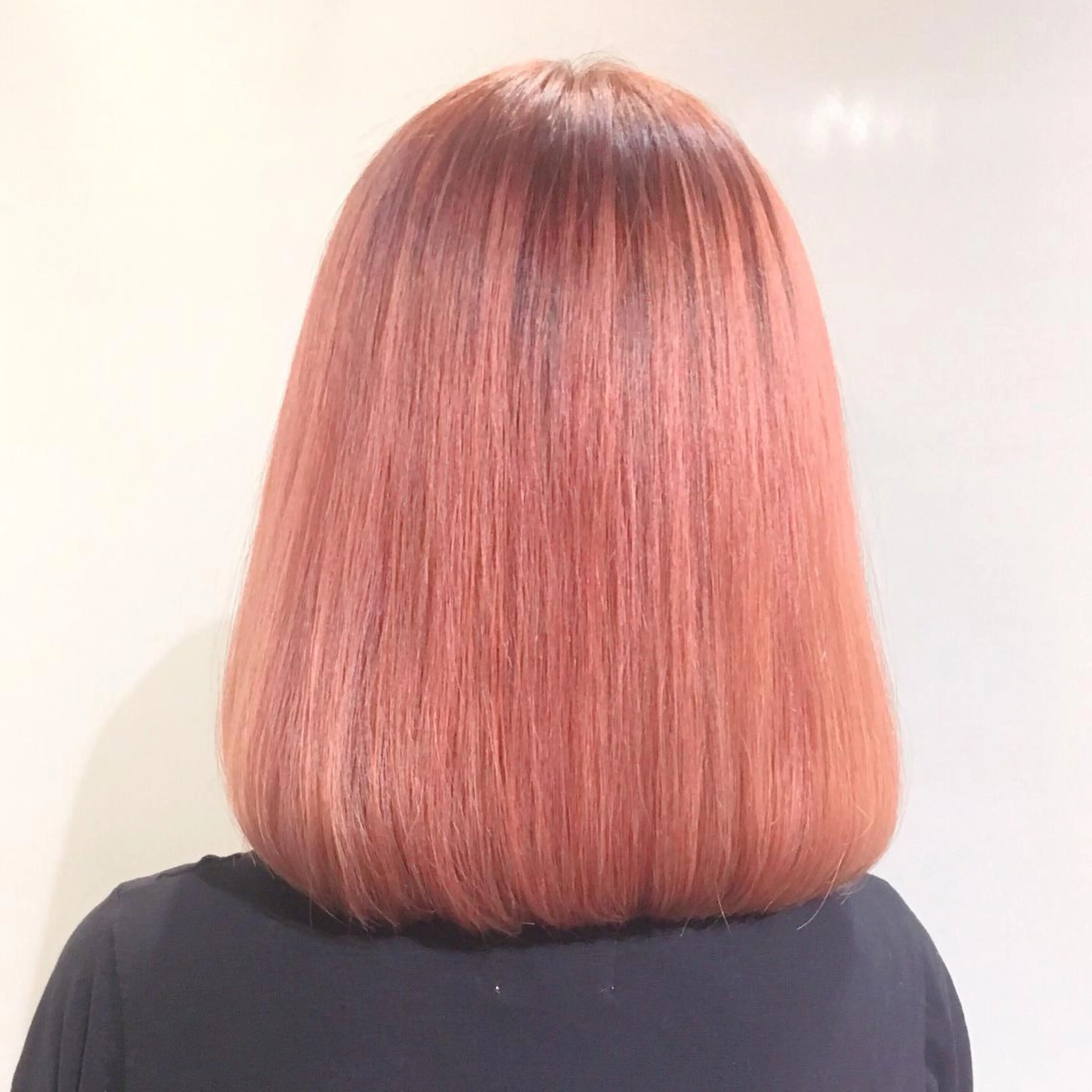 ショート カラー ヘアアレンジ ブリーチ As hair所属・柔らか垢抜けｶﾗｰと ｶｯﾄ🫧ASUKAのヘアスタイル