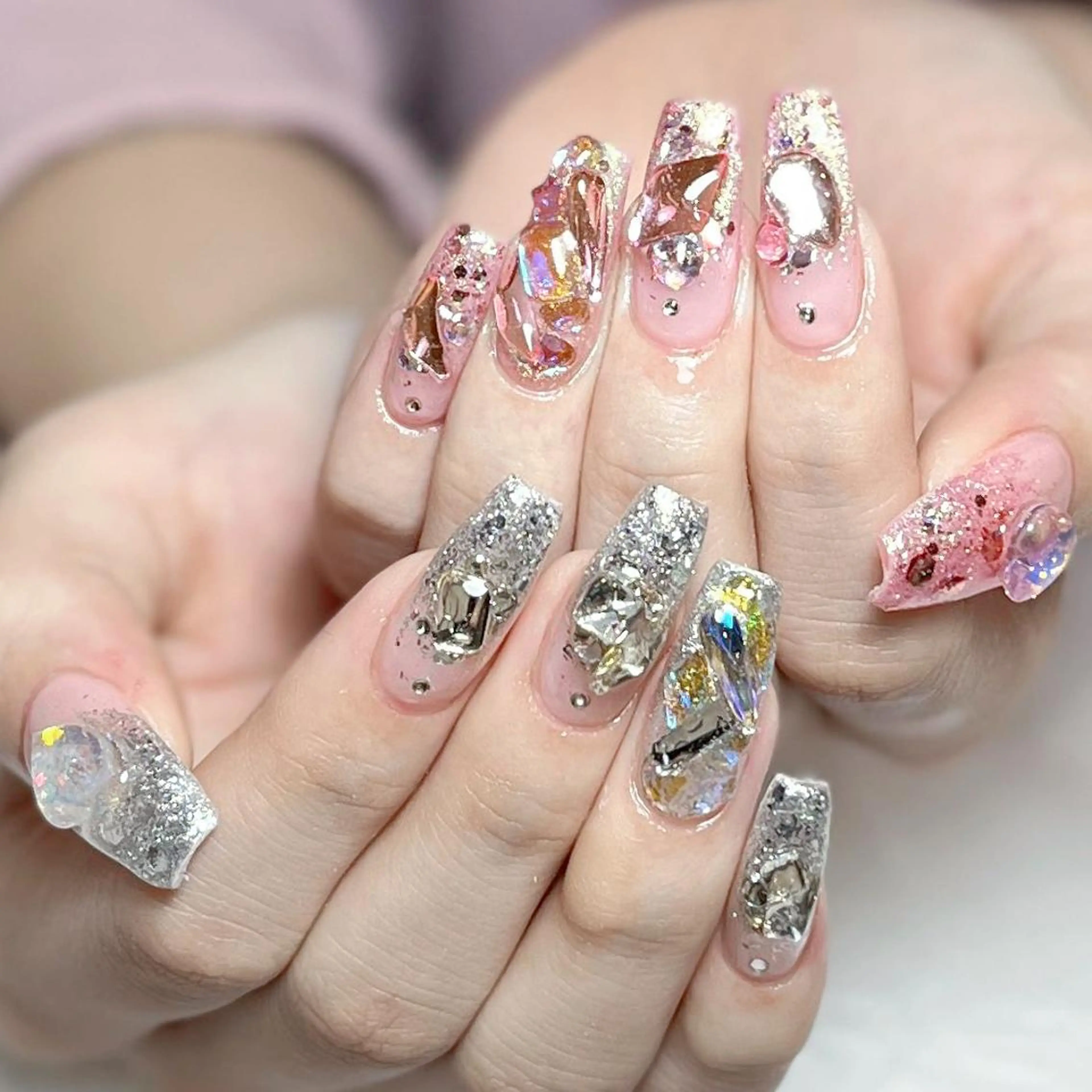 ネイル Mio ⛱のネイルデザイン