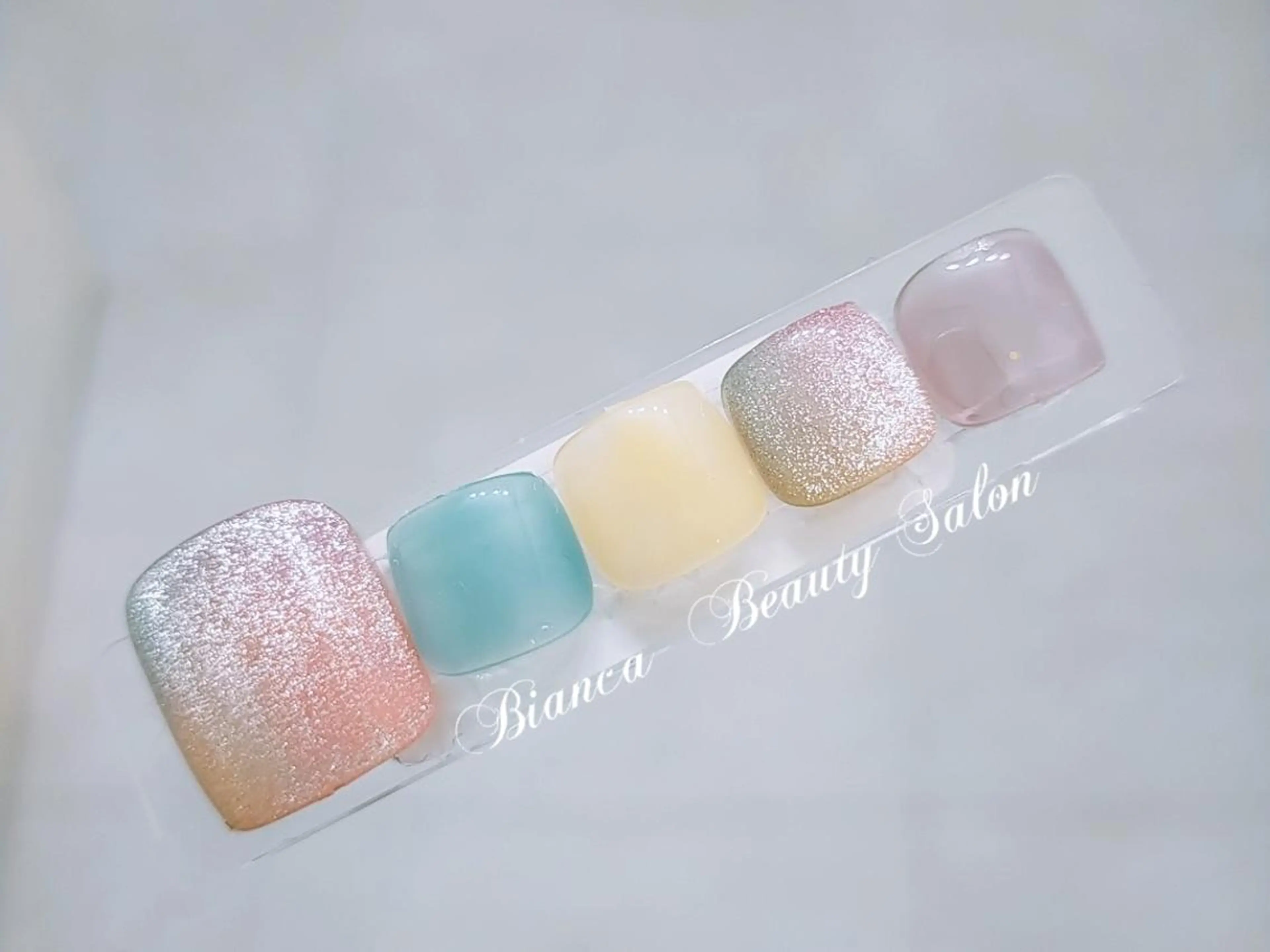 【NEWOPEN価格】👣フット★シンプル定額デザインコース(初回ソフトジェルオフ無料ケア込み)の写真