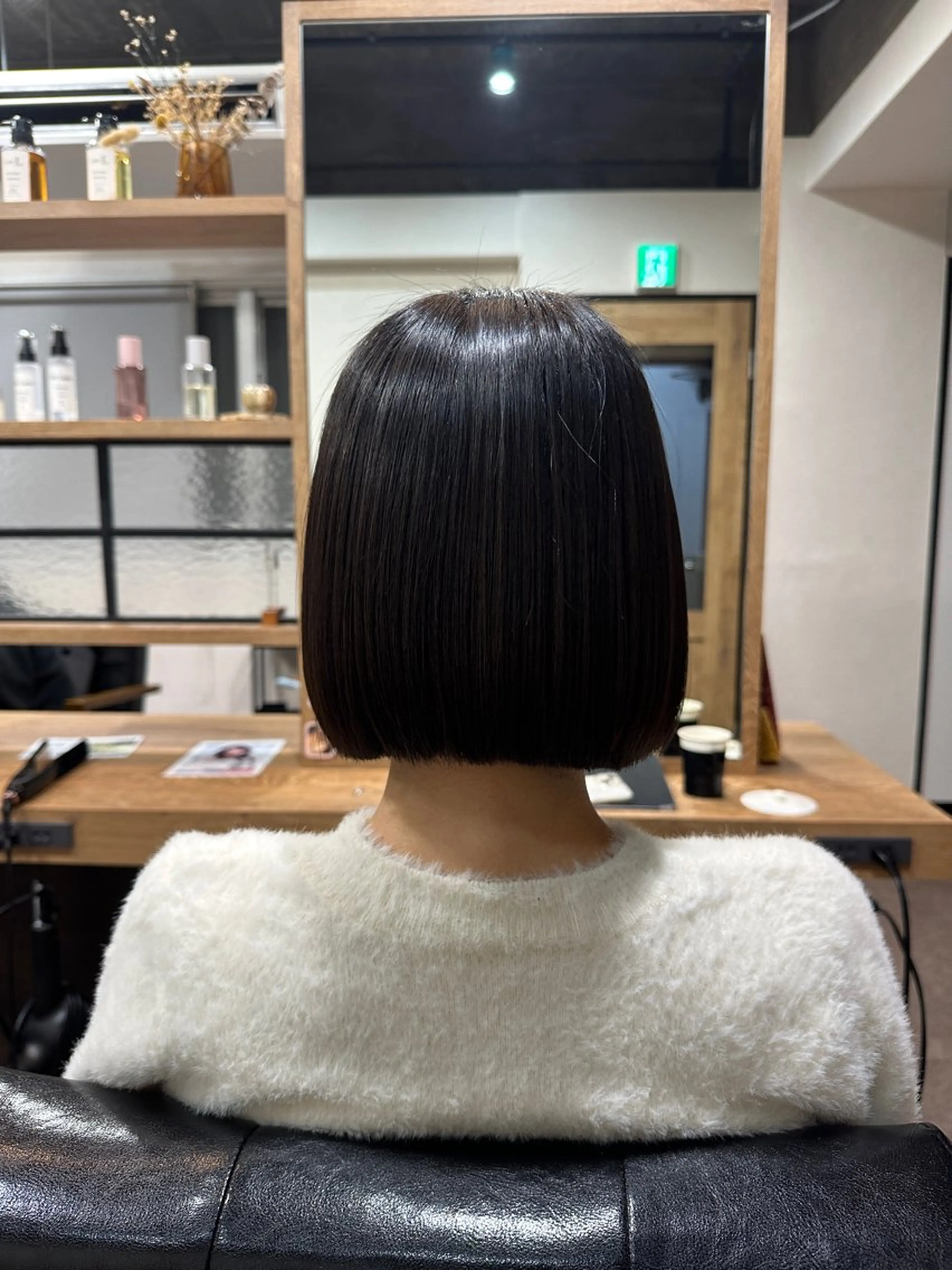 ミディアム 亀井 結夏のヘアスタイル