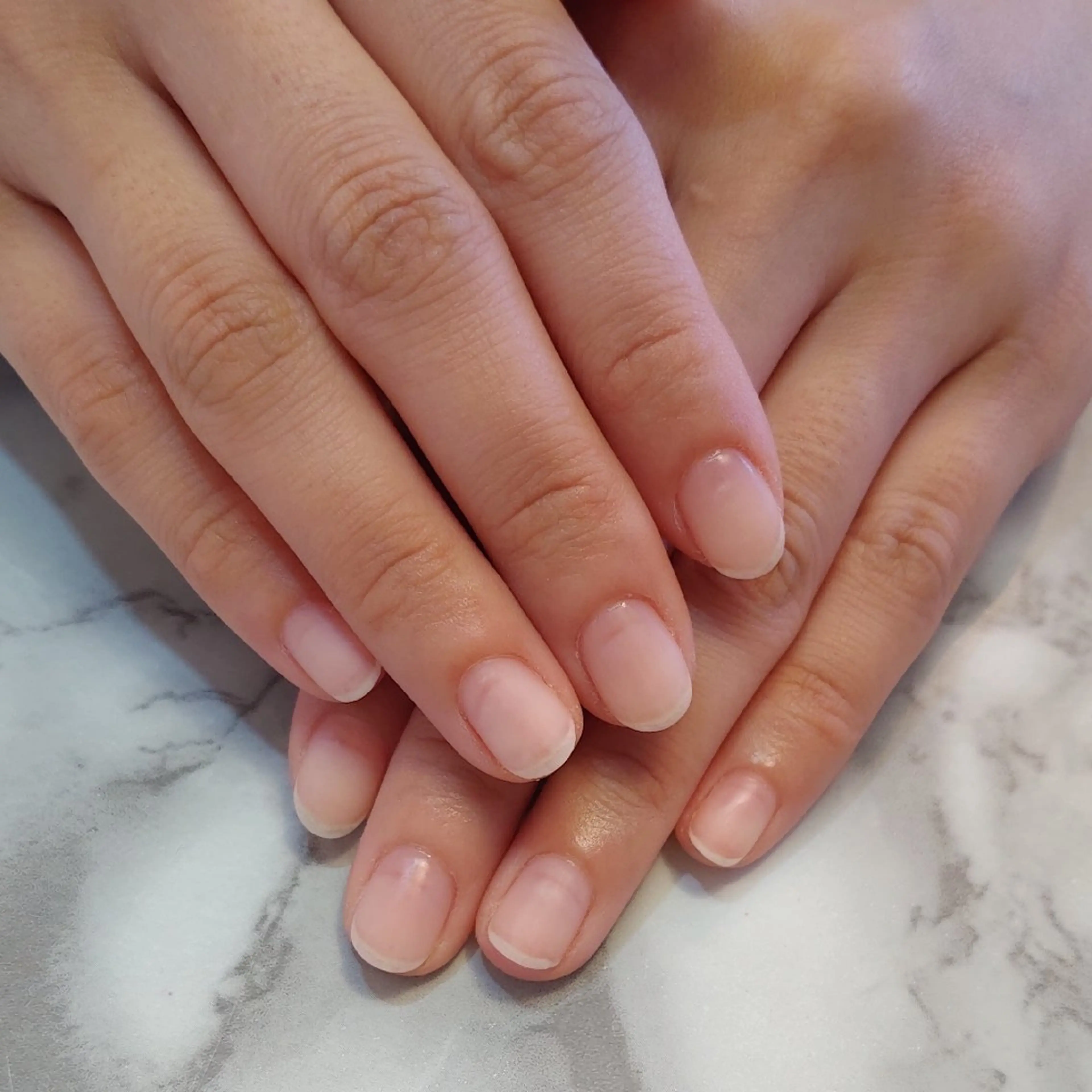 ネイル ジェヌインネイル 河内のネイルデザイン