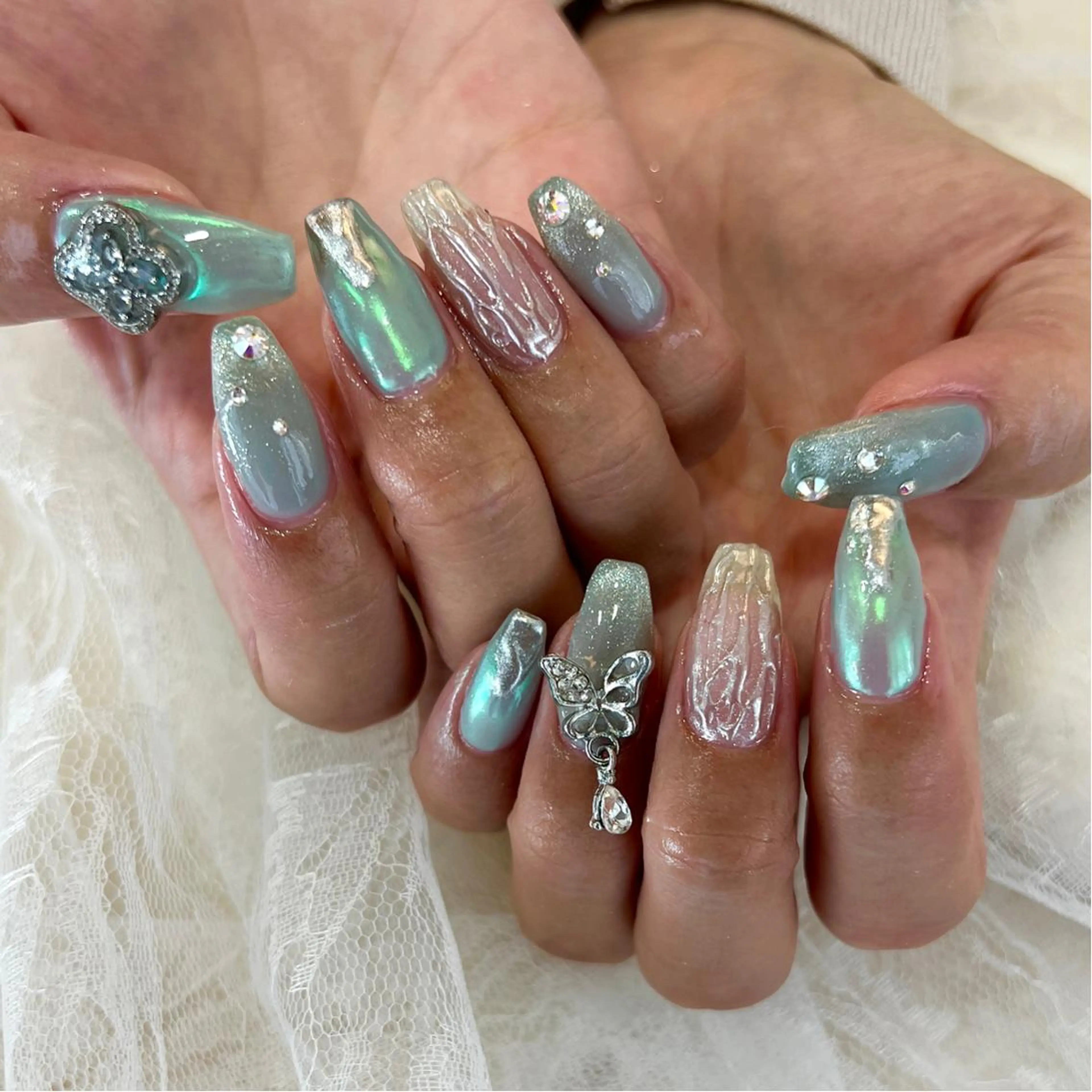 ネイル ハンドネイル 河野 弥月のネイルデザイン