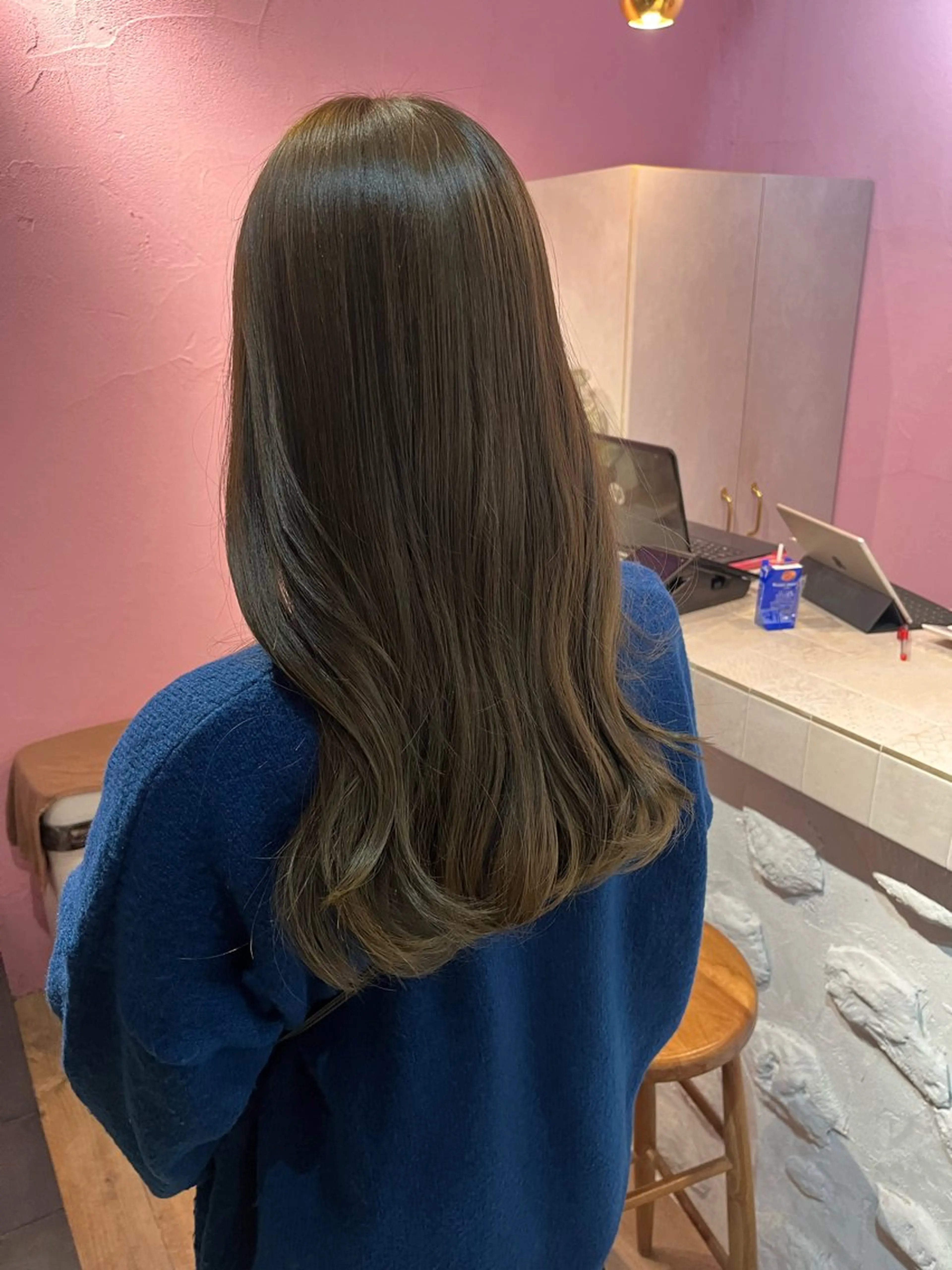 セミロング カラー 艶感透明感カラー🤍 hinaのヘアスタイル