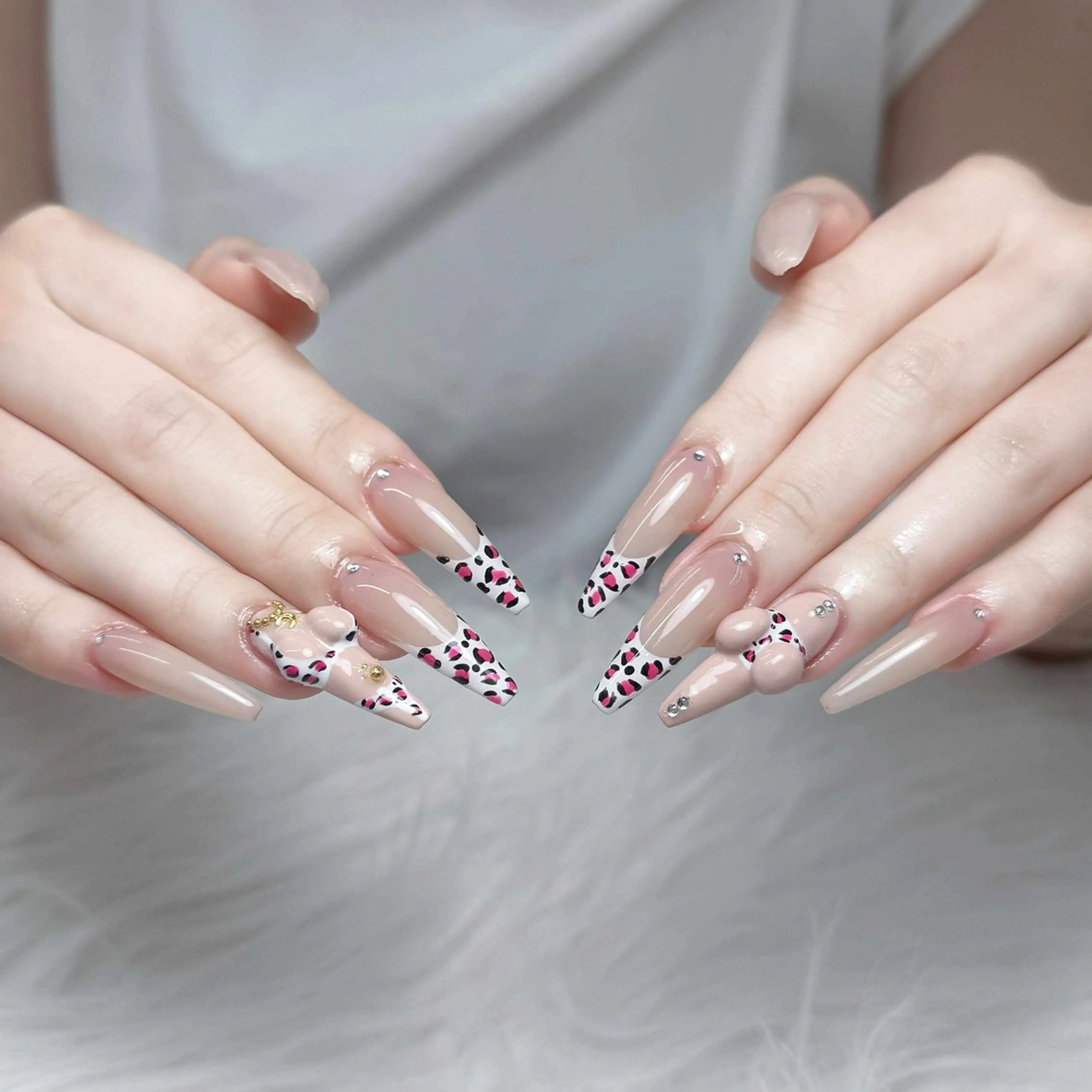 ネイル ハンドネイル ハンドケア Nova Nail Nambaのネイルデザイン