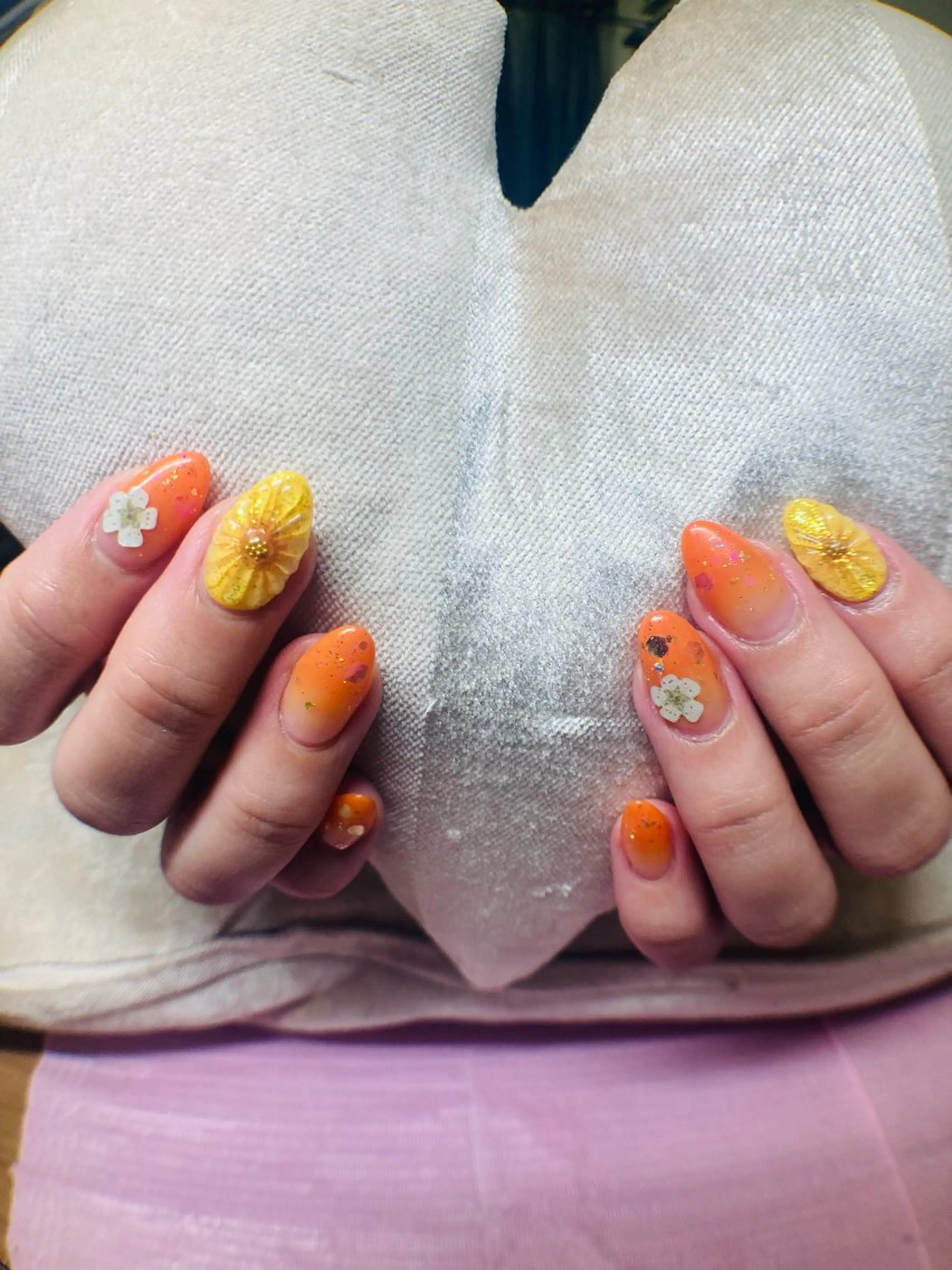 ネイル ECLAT エクラ所属・寺山 千鶴のネイルデザイン