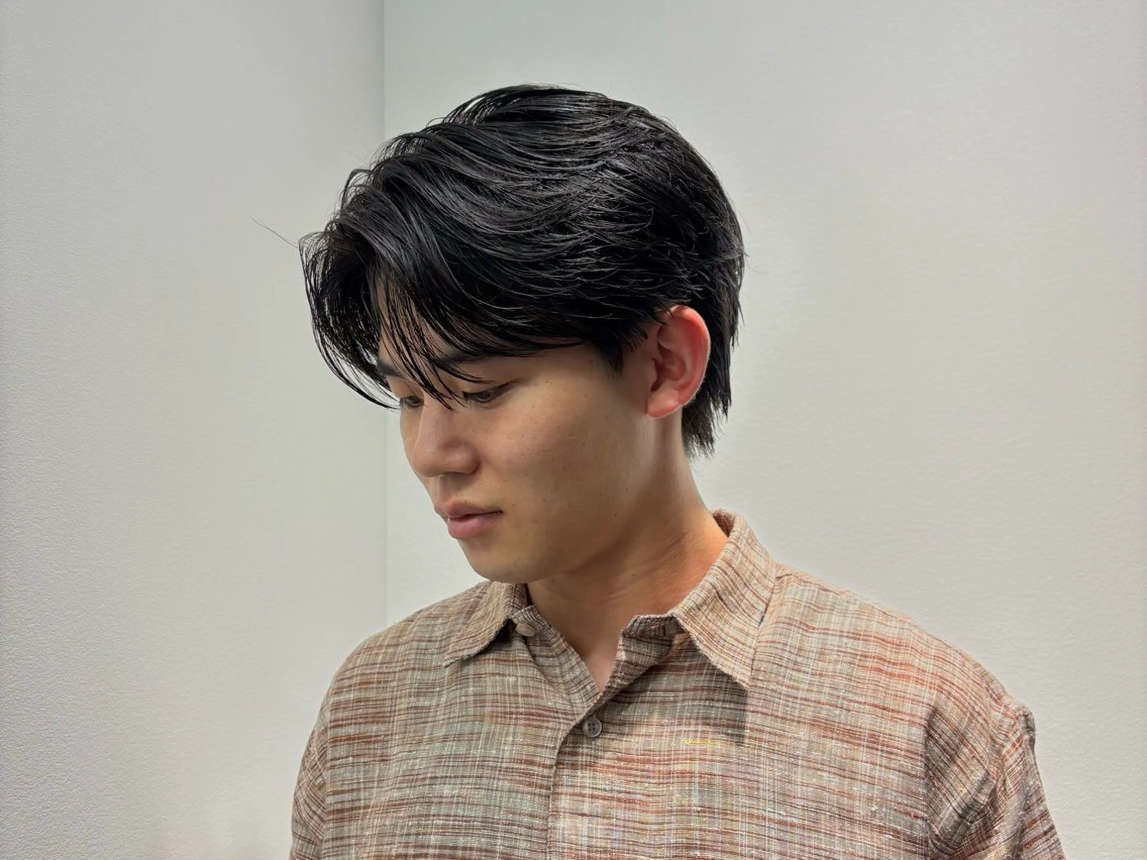 カット+毛流れパーマの写真