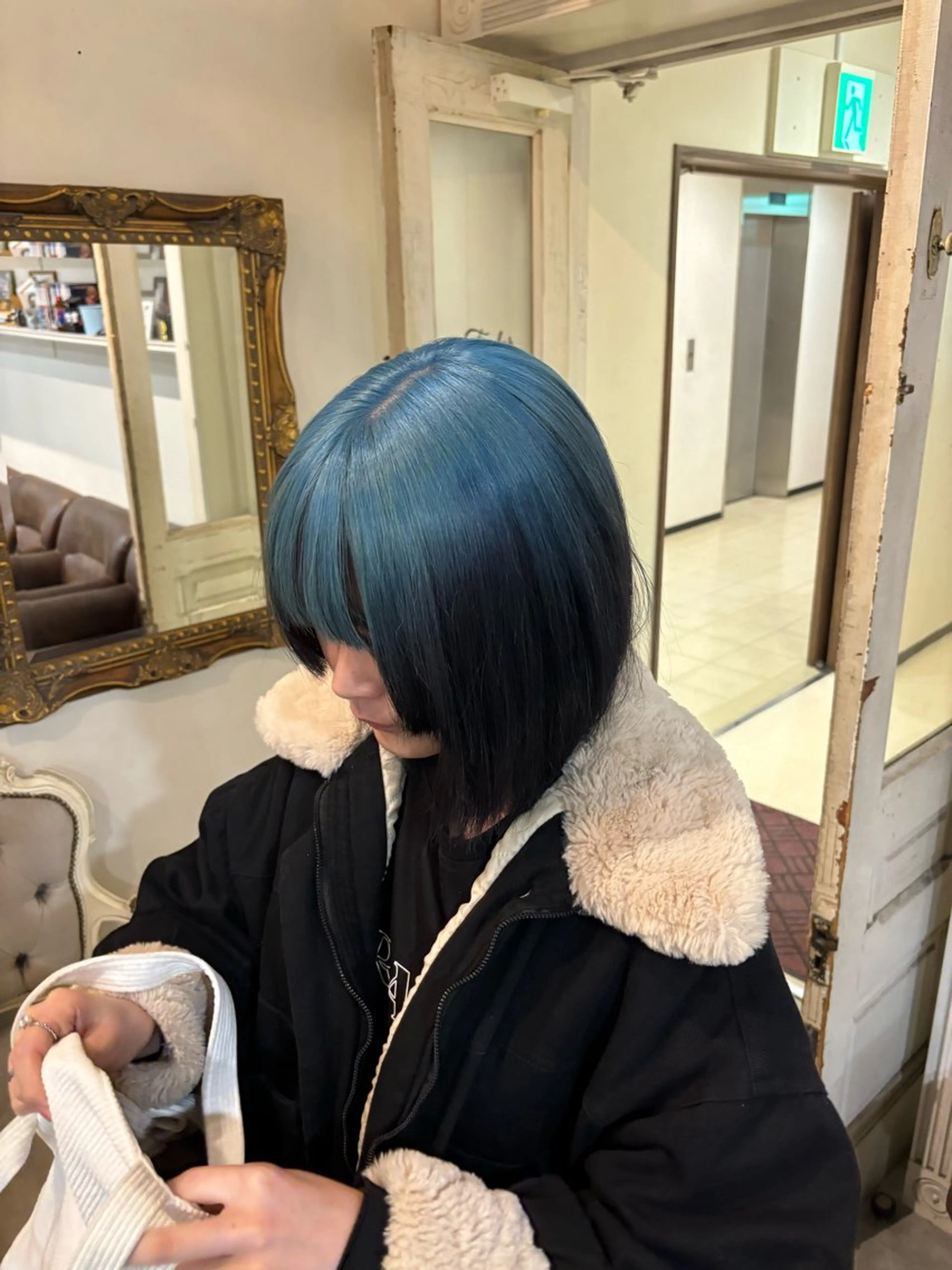 ミディアム カラー ヘアアレンジ 黒髪 ブルーカラー ヘアカラー トリートメント ヘアセット 🎍カトウ ケイゴ🎍のヘアスタイル