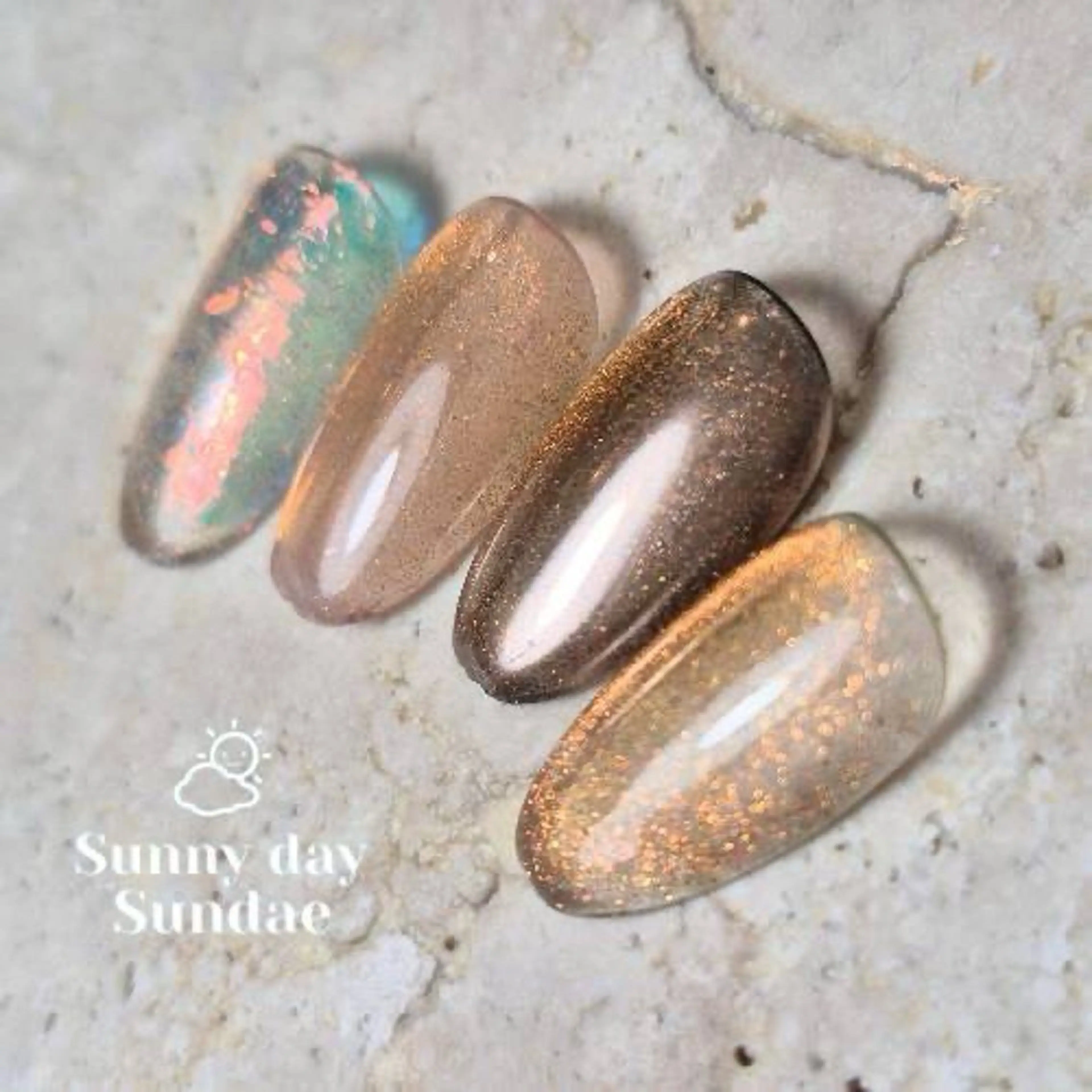 ネイル ジェルネイル マグネットネイル ミラーネイル パラジェル ハンドネイル mako 🌷のネイルデザイン