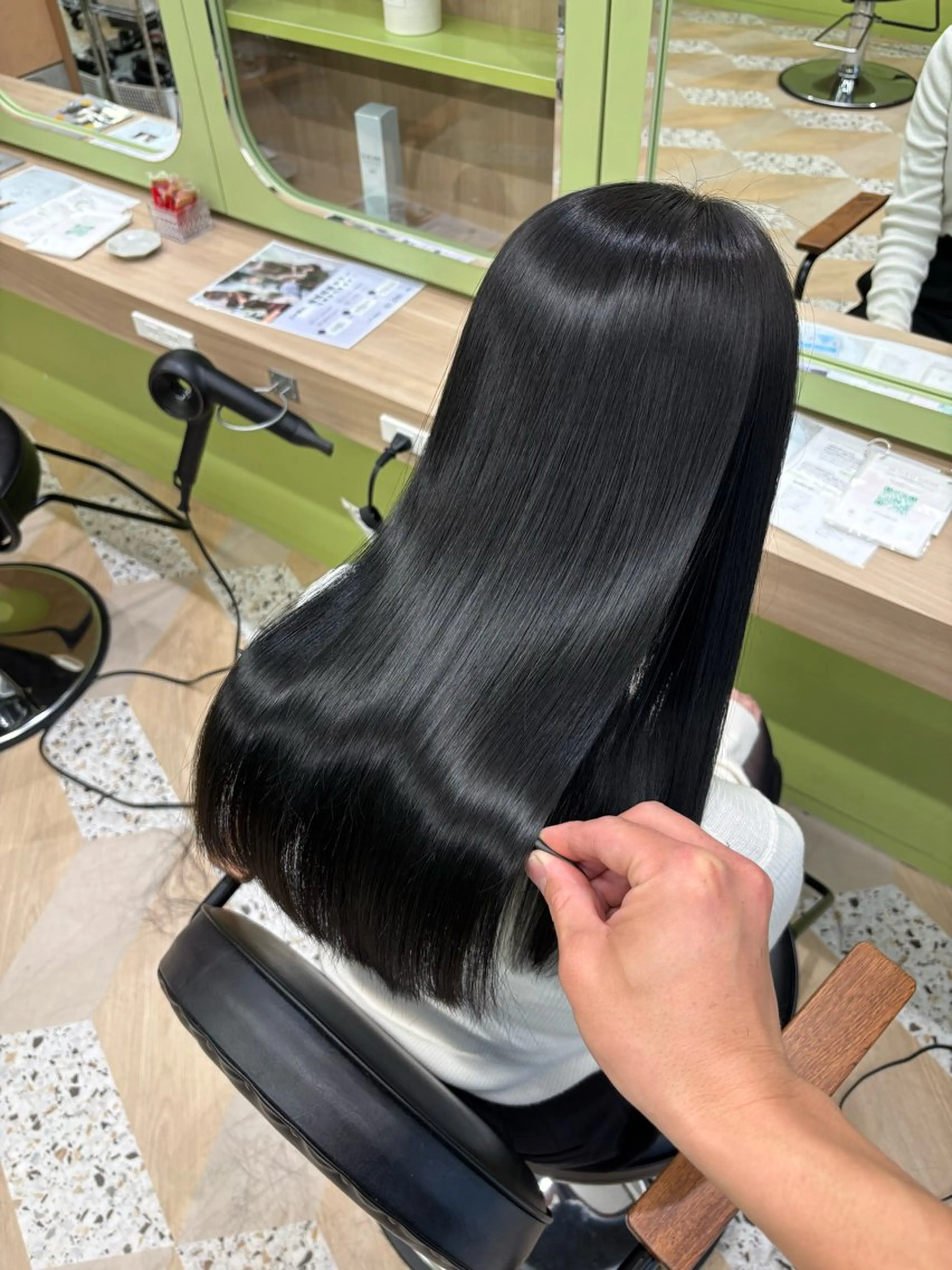 ロング パーマ 髪質改善 縮毛矯正 トリートメント ストレートパーマ トリートメント 朝が楽になる髪質改善 /美髪矯正/KOHのヘアスタイル