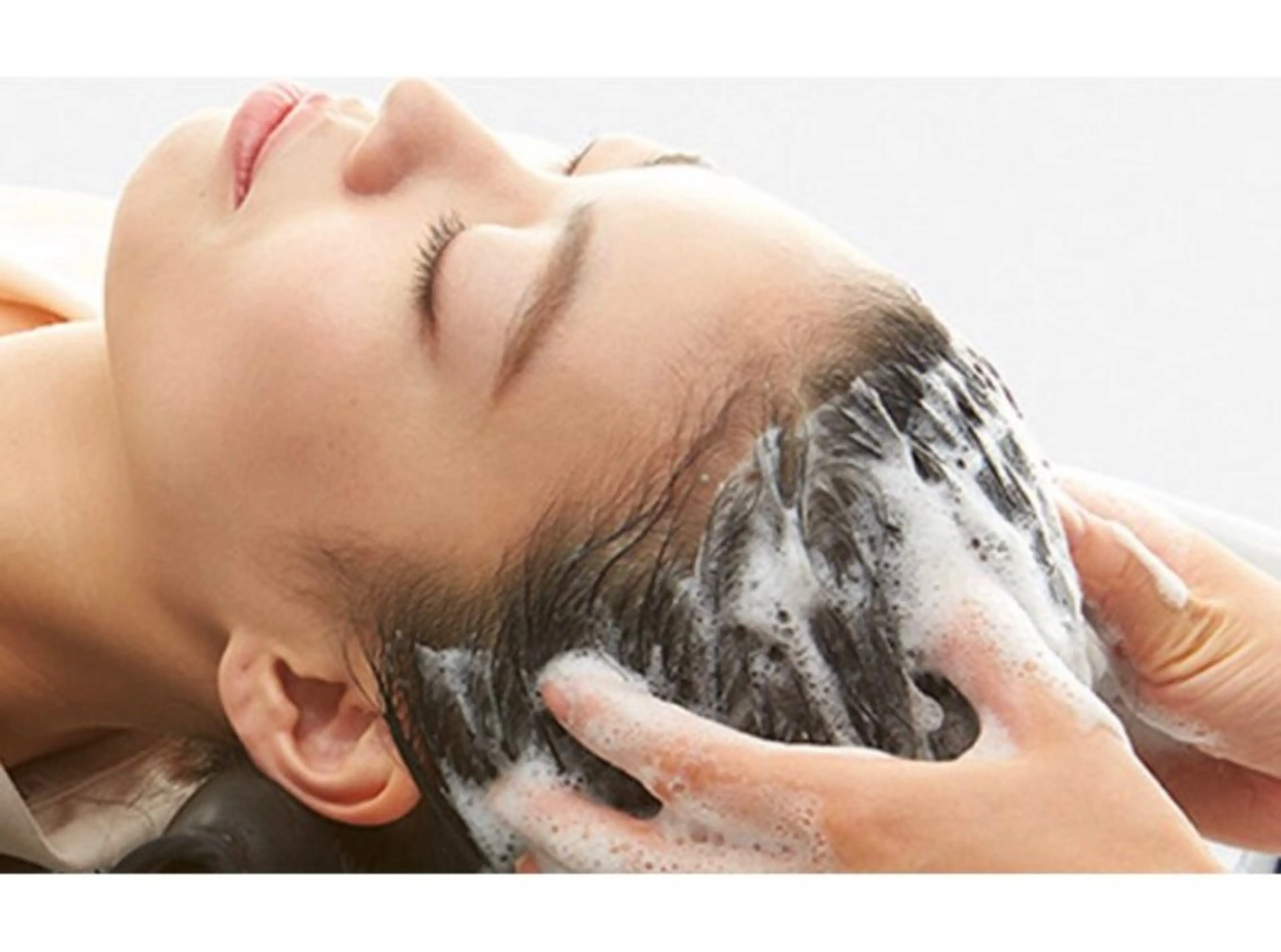 クレンジング+ヘッドスパの写真