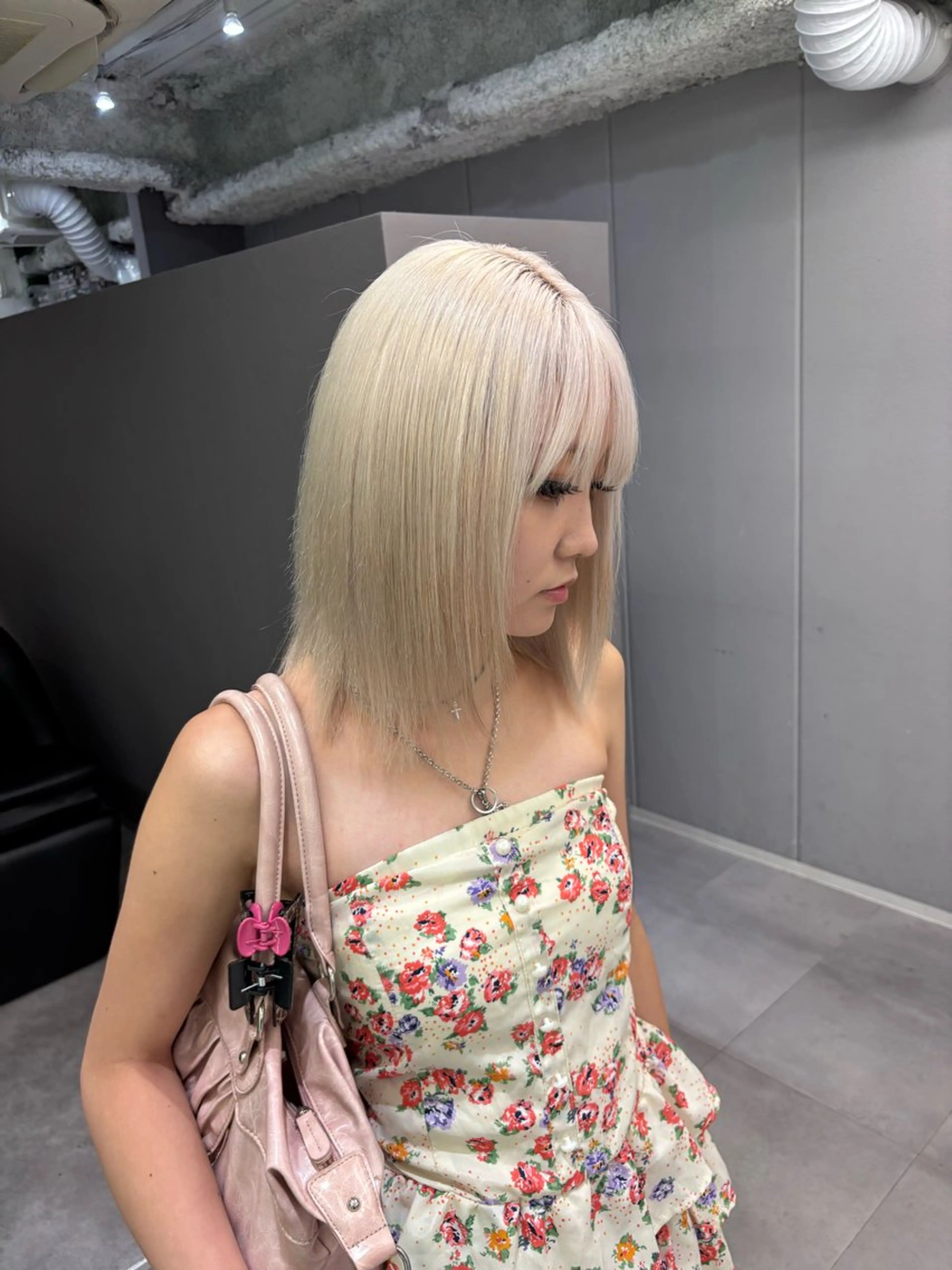ミディアム カラー ベージュカラー ホワイトベージュ 髪質改善 トリートメント ヘアカラー トリートメント 名古屋／デザイン／ ブリーチ/松井亮磨のヘアスタイル
