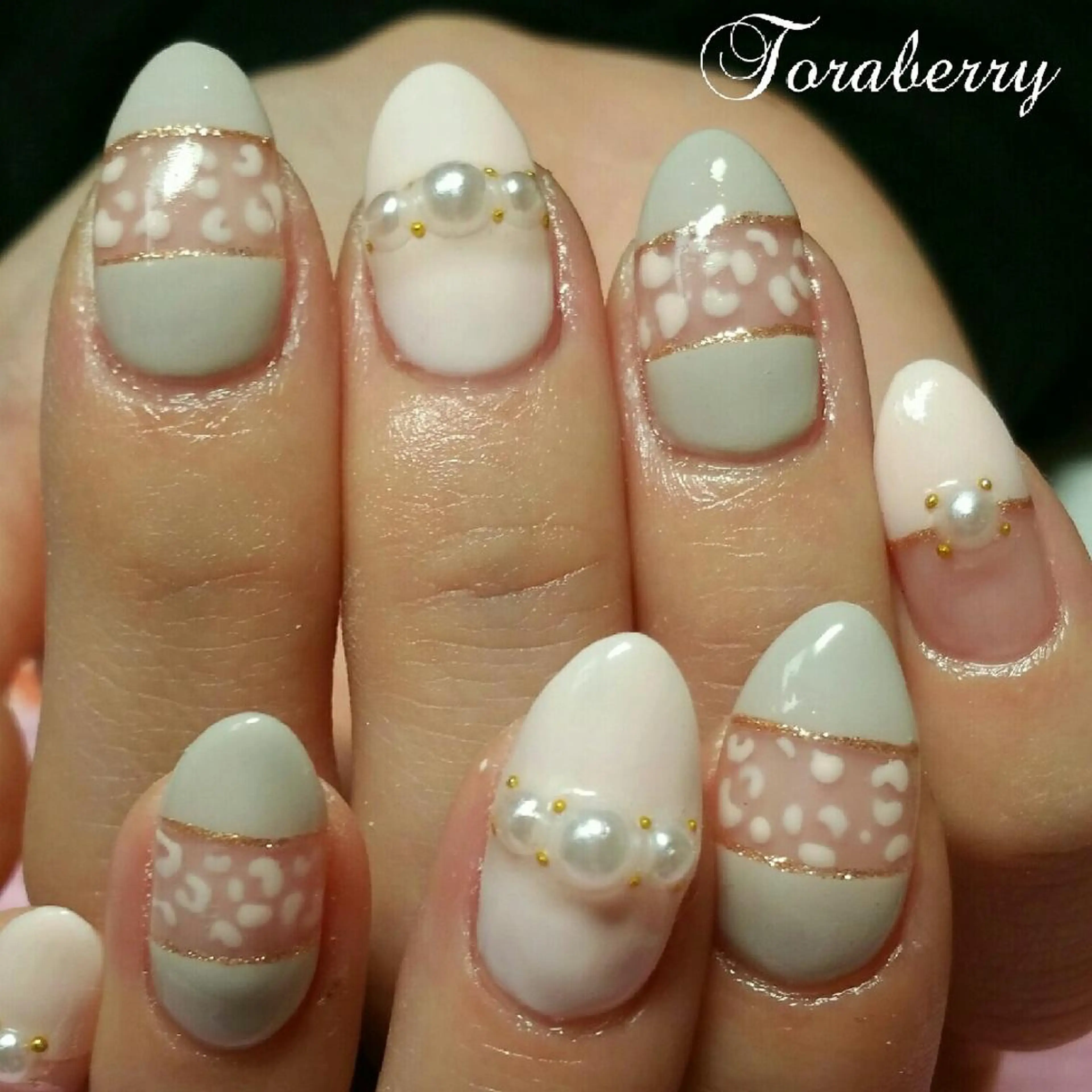 ネイル アニマル柄 ハンドネイル ネイリスト なつみのネイルデザイン