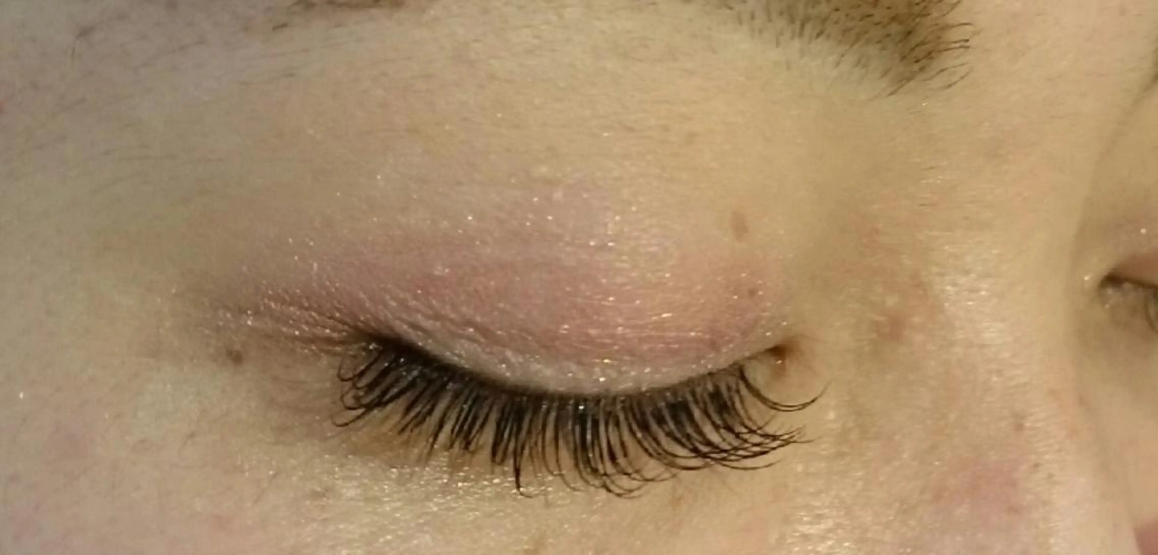 マツエク・マツパ ナチュラル マツエク NINU所属・アサカワ マキの眉毛・アイブロウイメージ