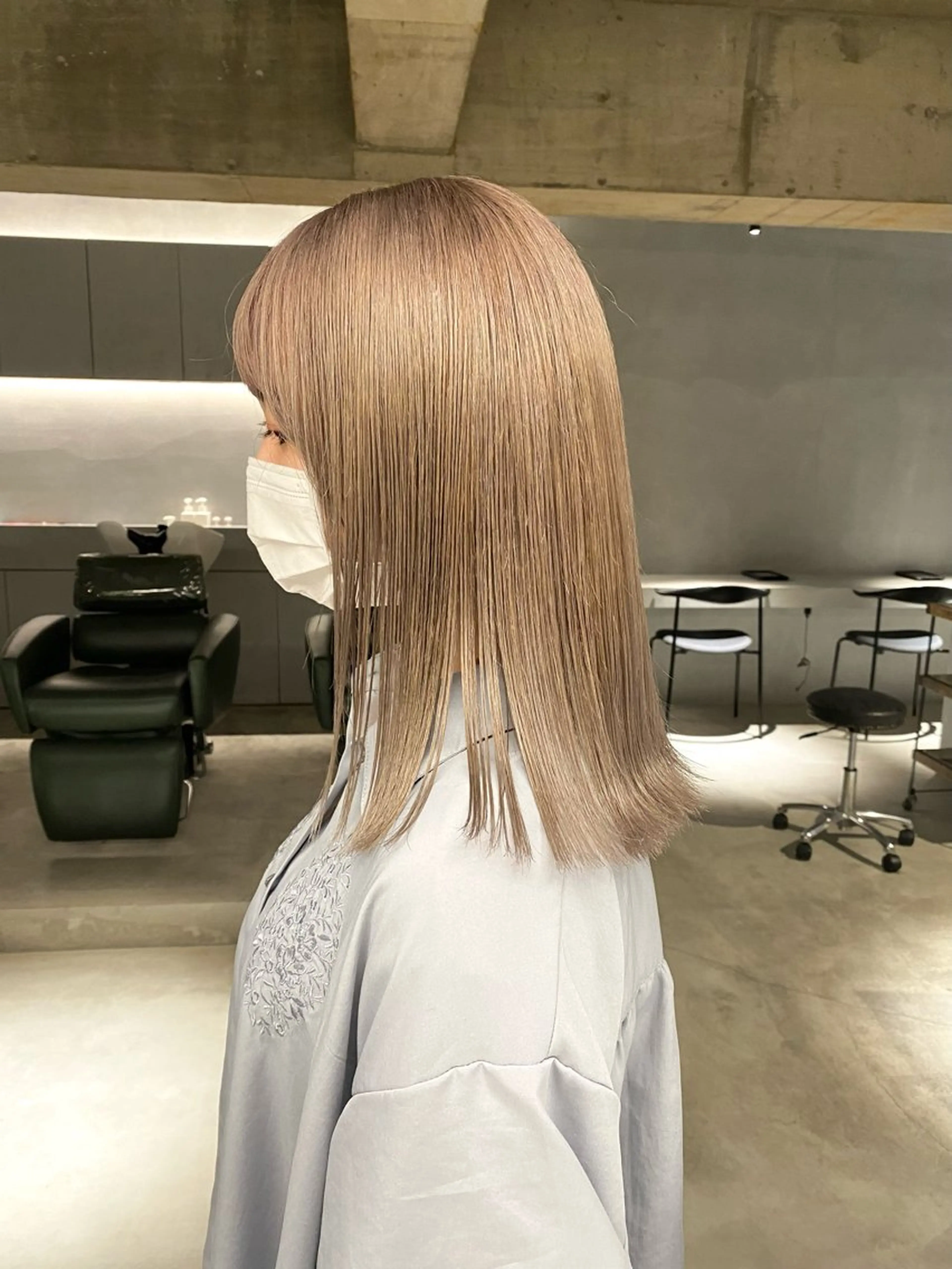 セミロング カラー カット ヘアカラー トリートメント 宮川 日菜子のヘアスタイル