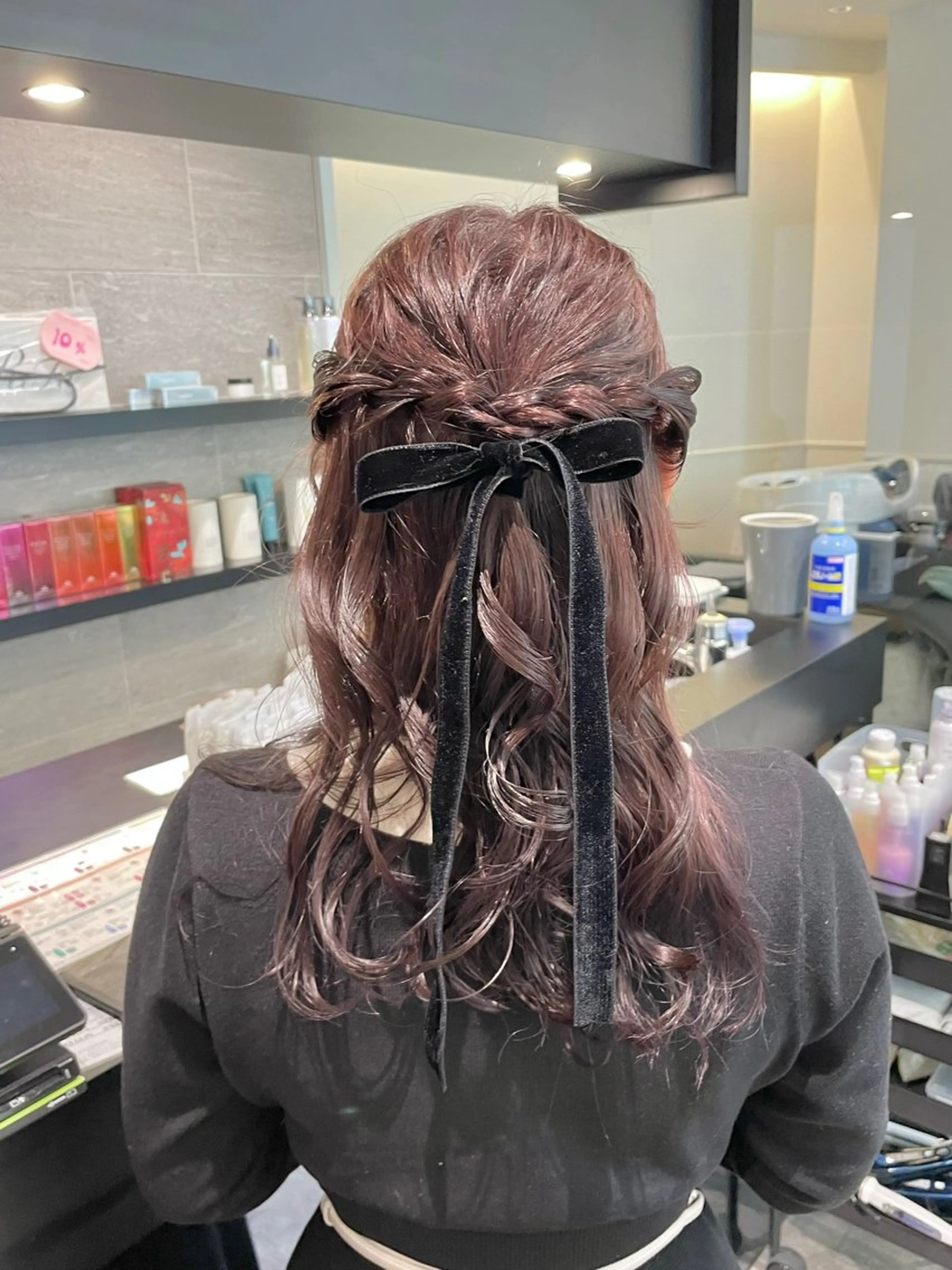 ミディアム ヘアアレンジ ハーフアップ ダブルカラー🦖 /髪質改善⚡️しおりのヘアスタイル