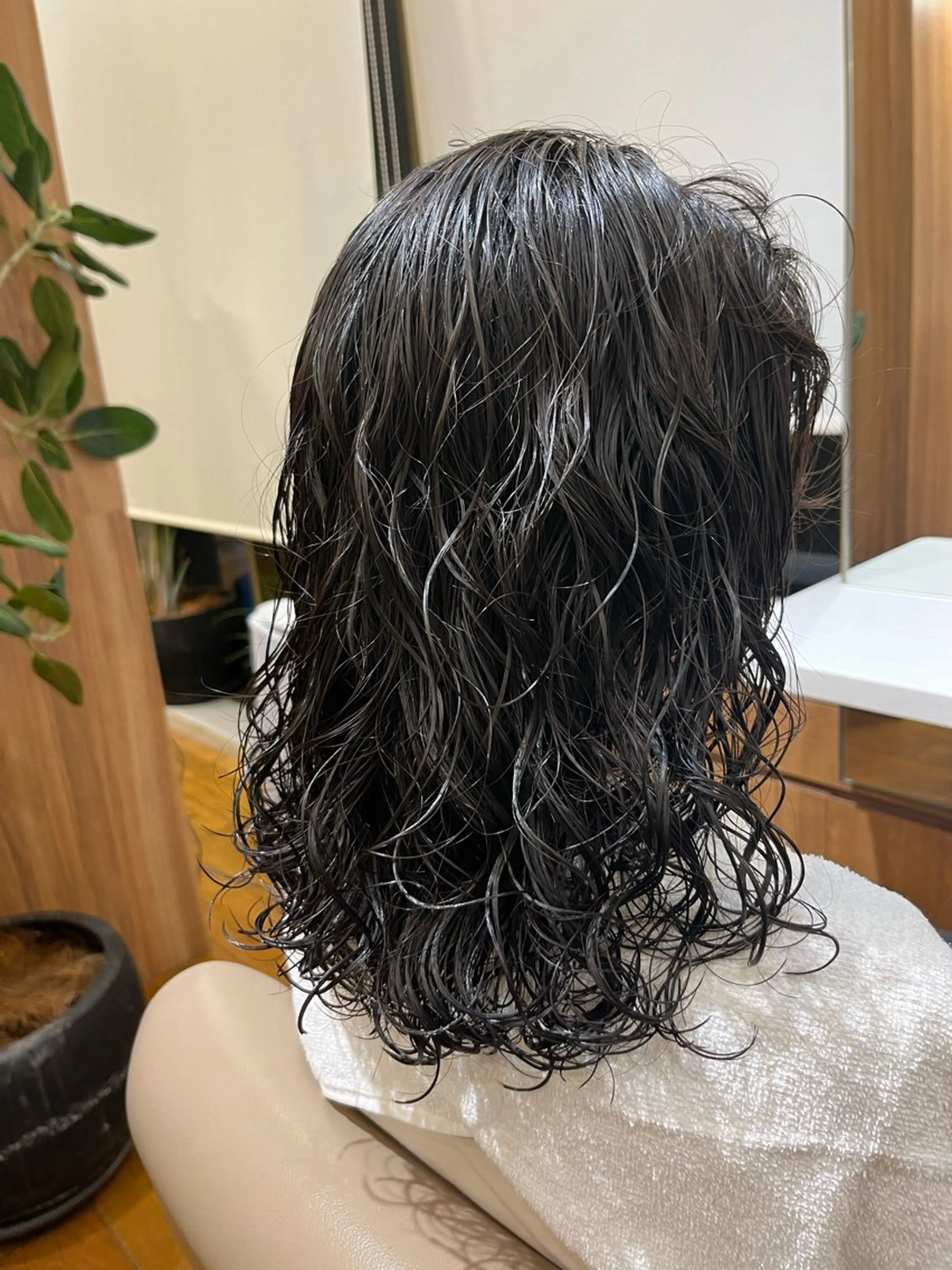 セミロング パーマ 門崎未依/レイヤー/ メンズカット🪿🌼のヘアスタイル