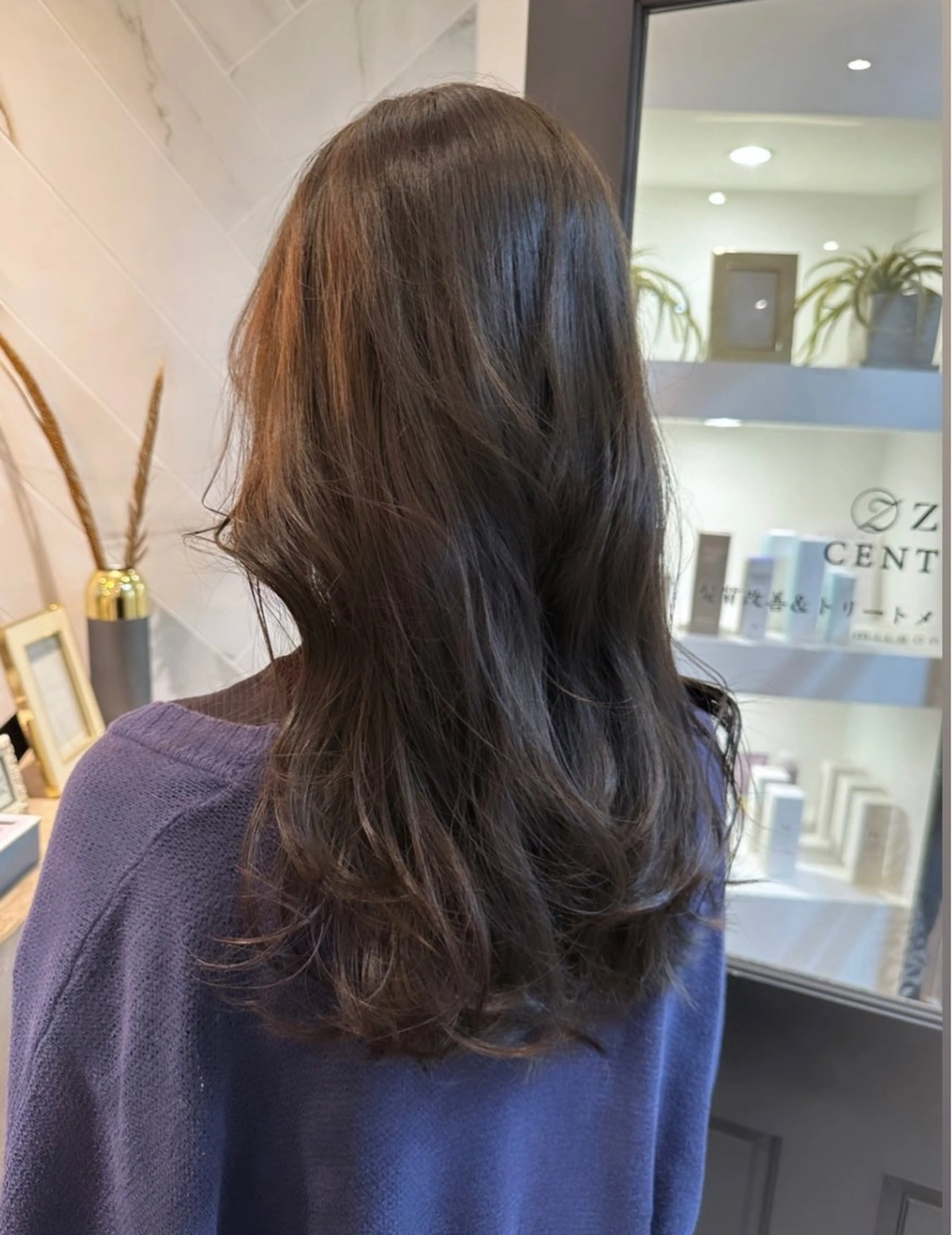 ロング カラー ヘアアレンジ ブリーチ ブラウンカラー ショコラブラウン ショコラグレージュ グレージュ REONA🪽✨ 日常に馴染む髪🫧のヘアスタイル