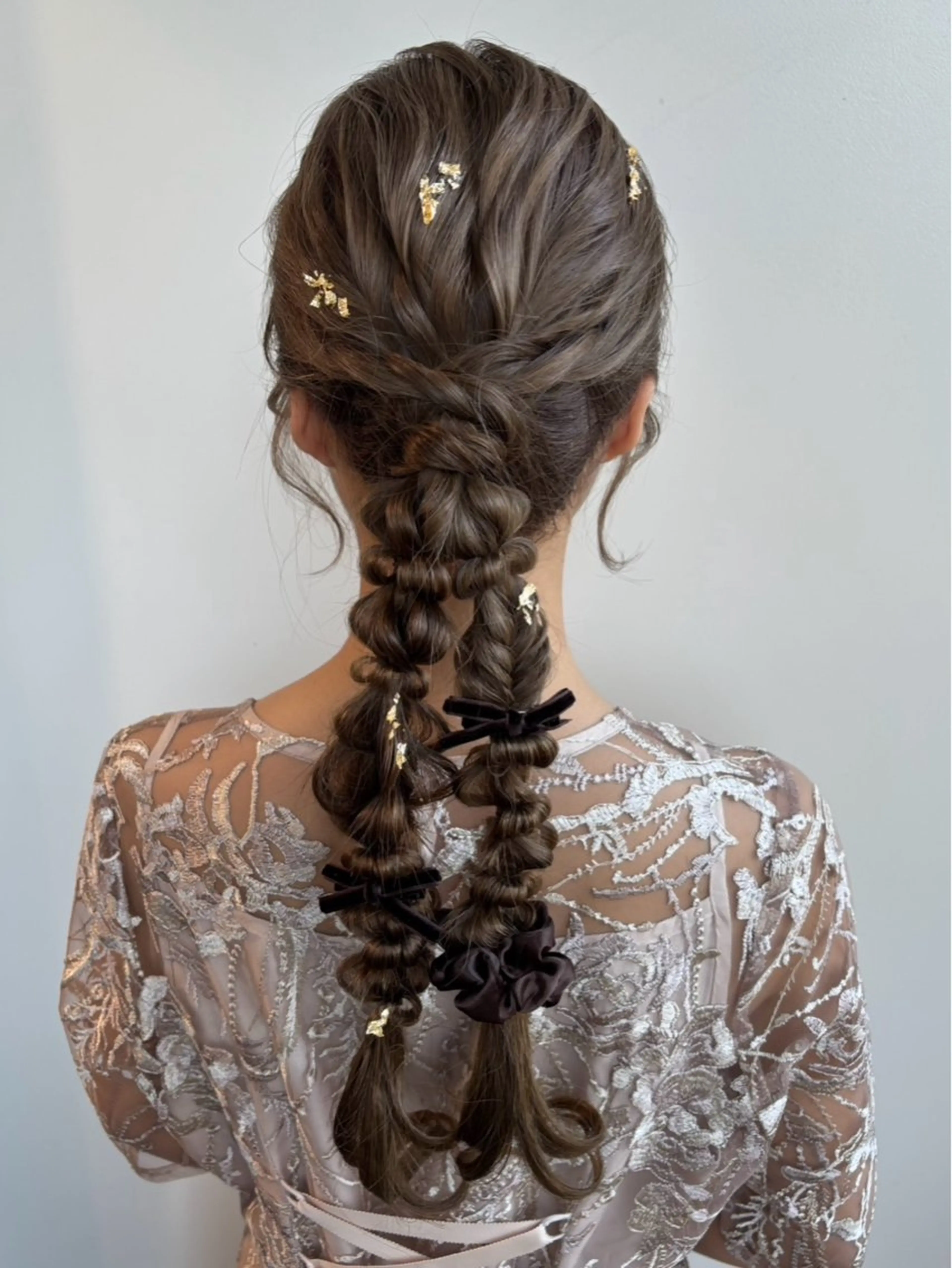 ロング ヘアアレンジ 成人式 結婚式・ブライダル 卒業式のヘアスタイル 艶カラー/縮毛矯正/ ケア/アレンジ/桜悠のヘアスタイル