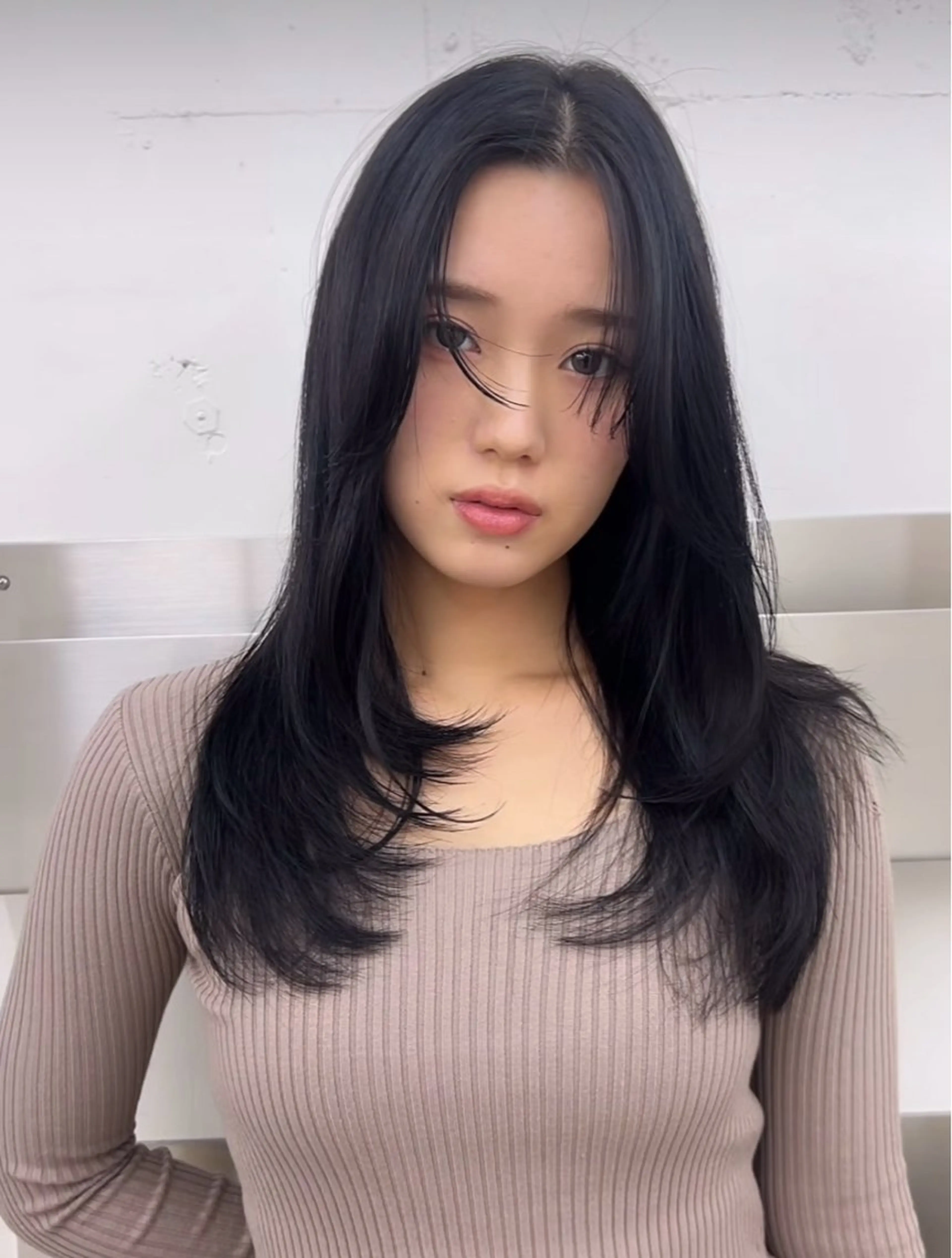 ロング HEW所属・Sanaダブルカラー ✨️パルコ徒歩1分のヘアスタイル