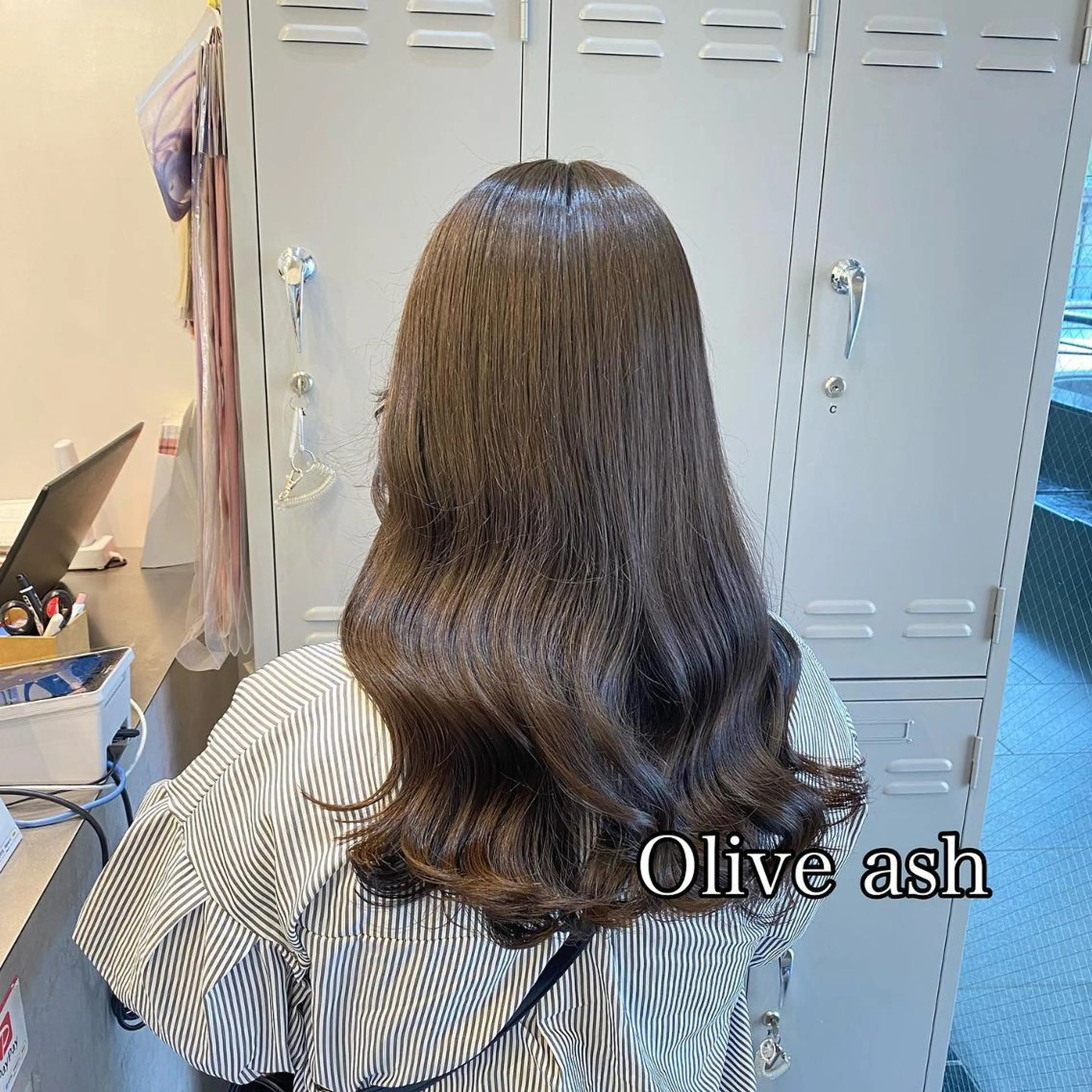 セミロング カラー ヘアアレンジ 🌷愛されヘア🌷 伊藤　万裕のヘアスタイル