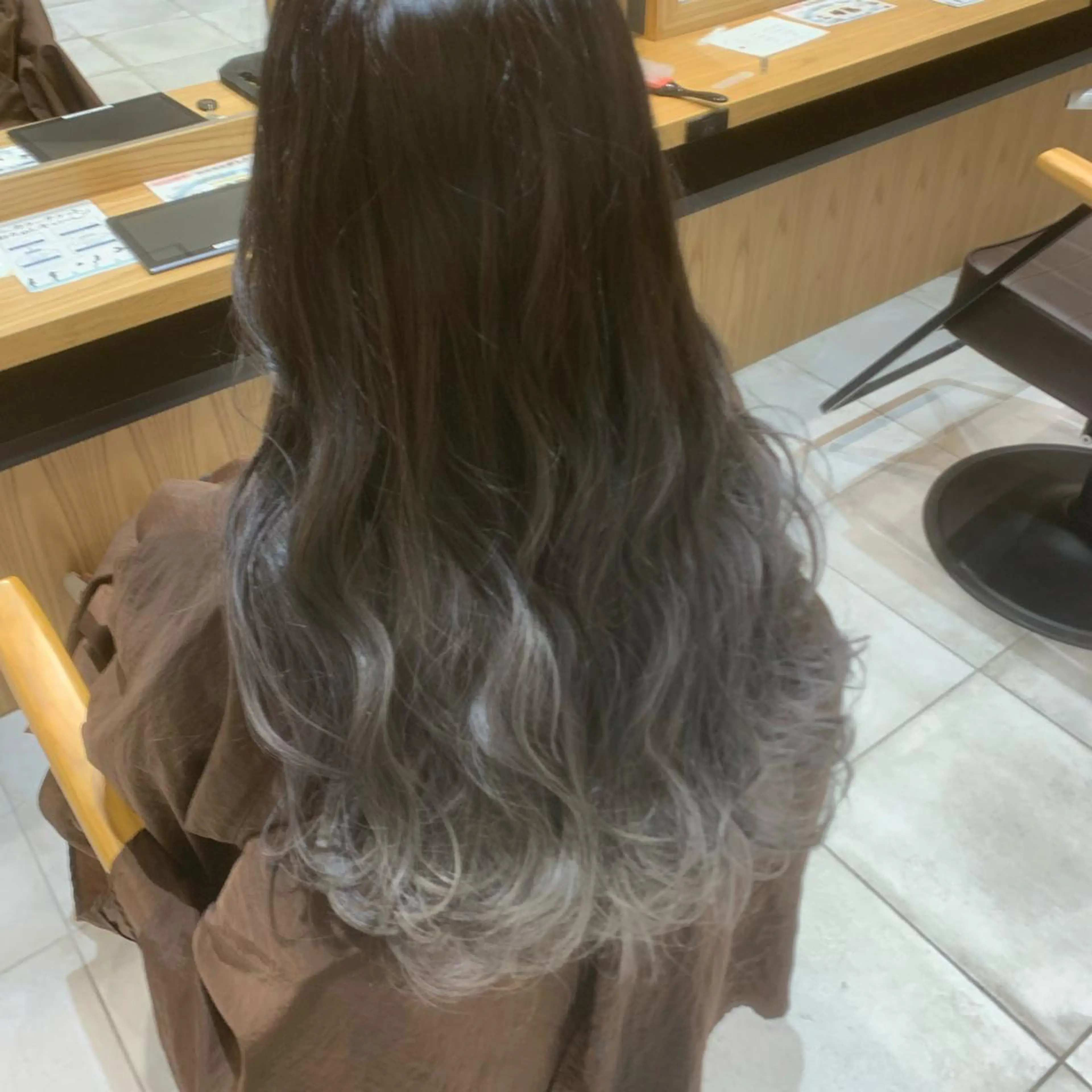 セミロング ✨愛知県初アイロン パーマ/ 瀬見井✨のヘアスタイル