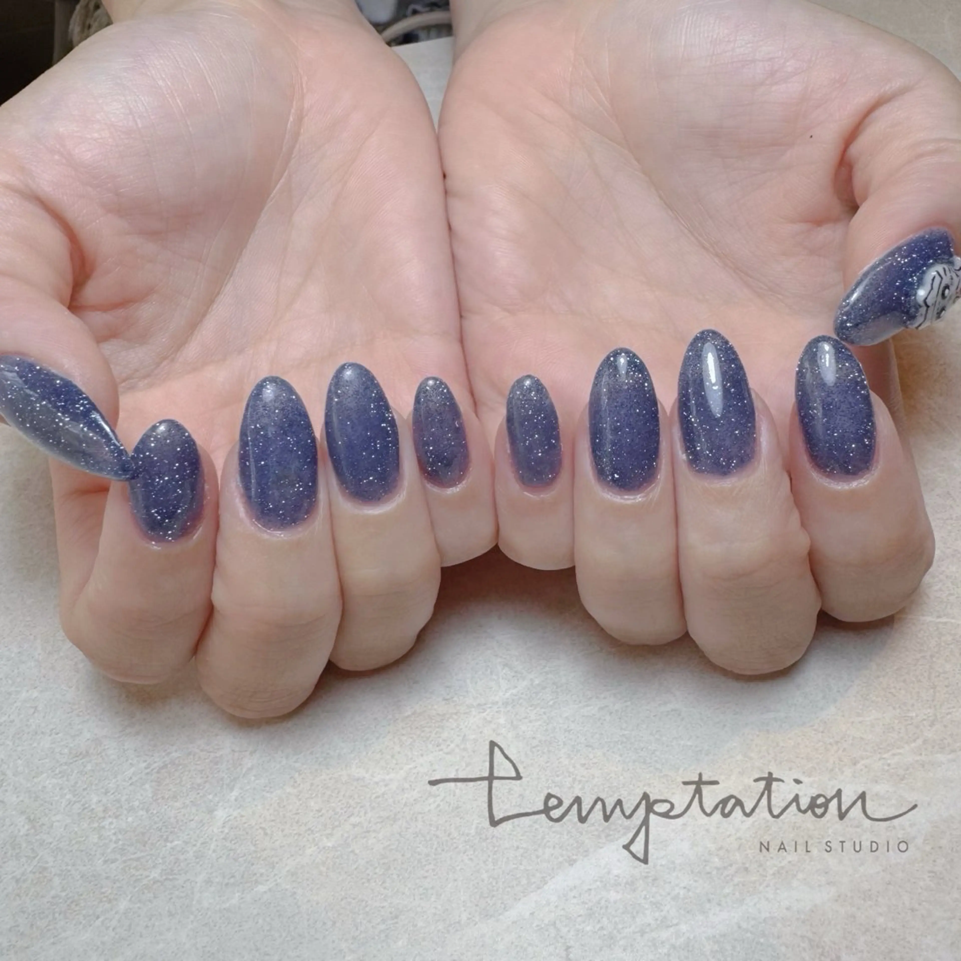 ネイル Temptation mainailのネイルデザイン