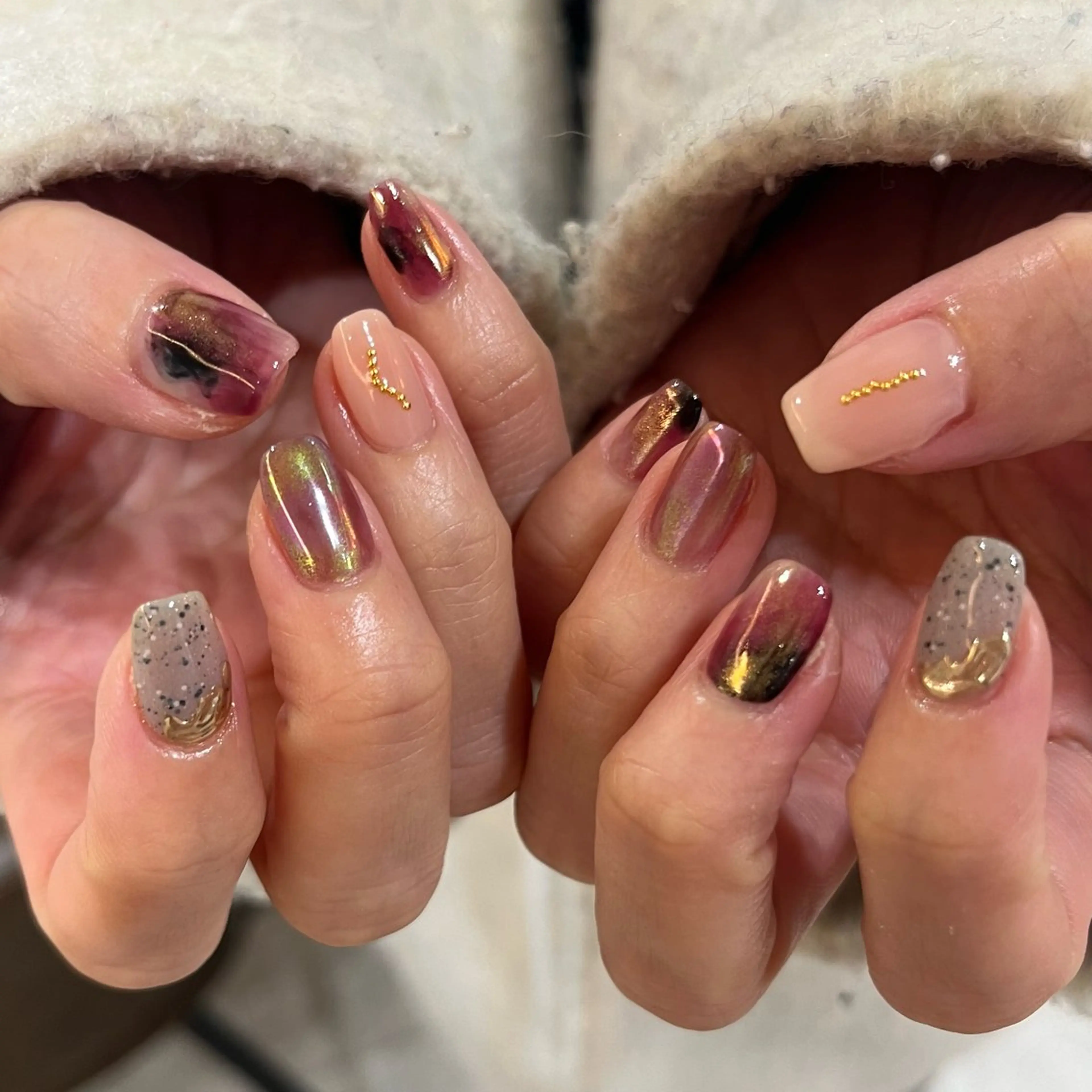 ネイル ハンドネイル shio ♡ 1〜2月予約受付中のネイルデザイン