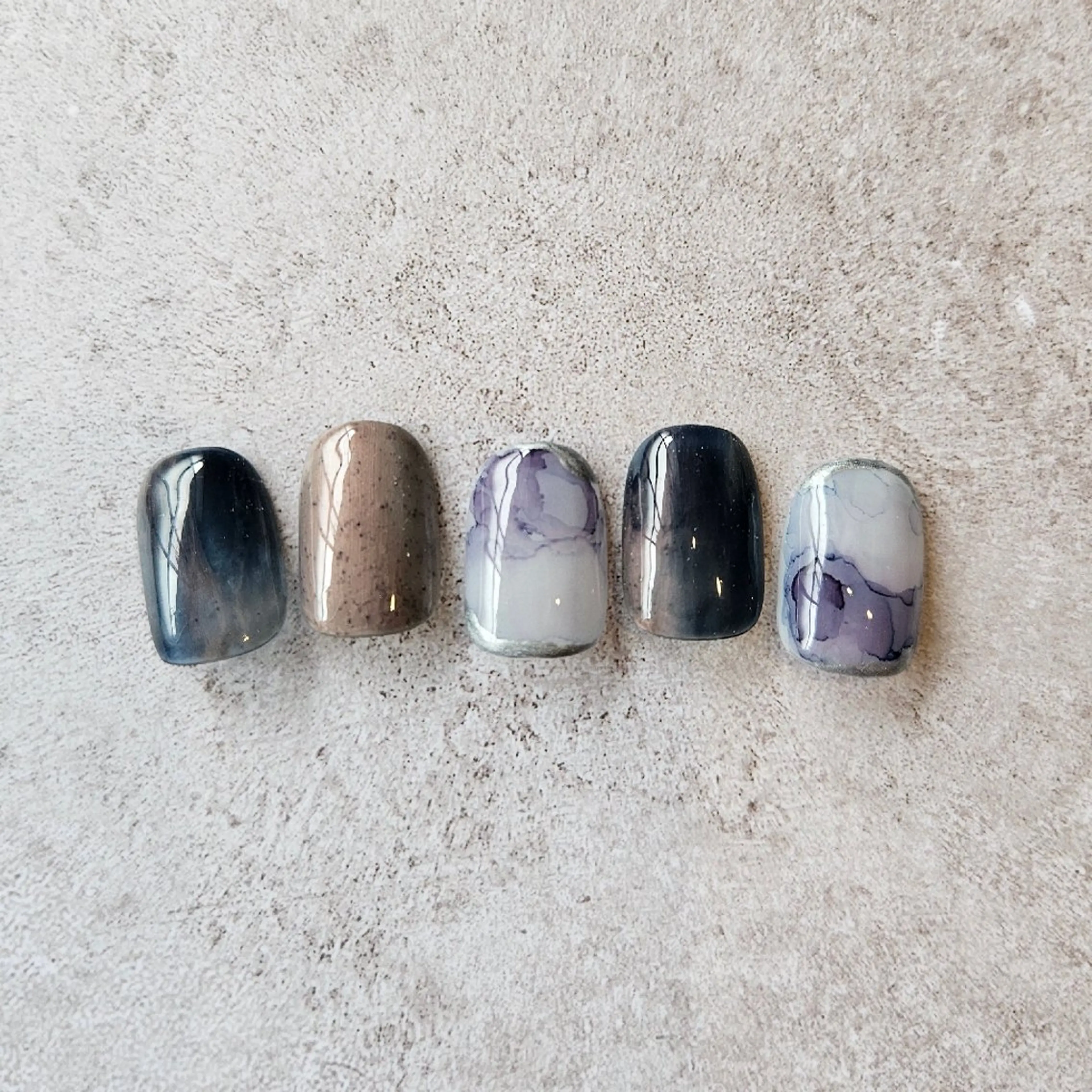 ネイル ジェルネイル ニュアンスネイル パラジェル バレンタイン ハンドネイル Nailsalon manoのネイルデザイン