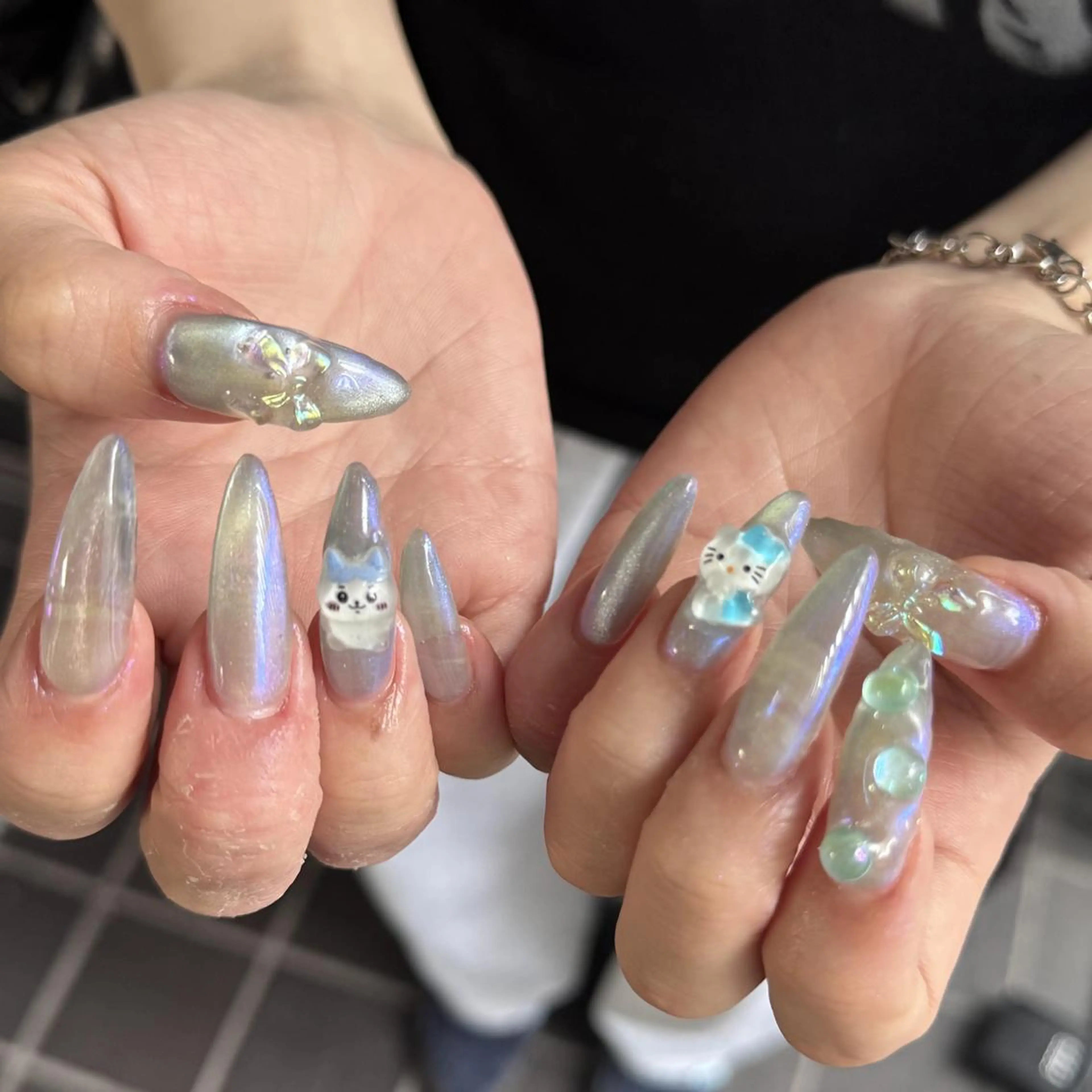 ロング ハンドネイル フットネイル 小川 柚香のネイルデザイン